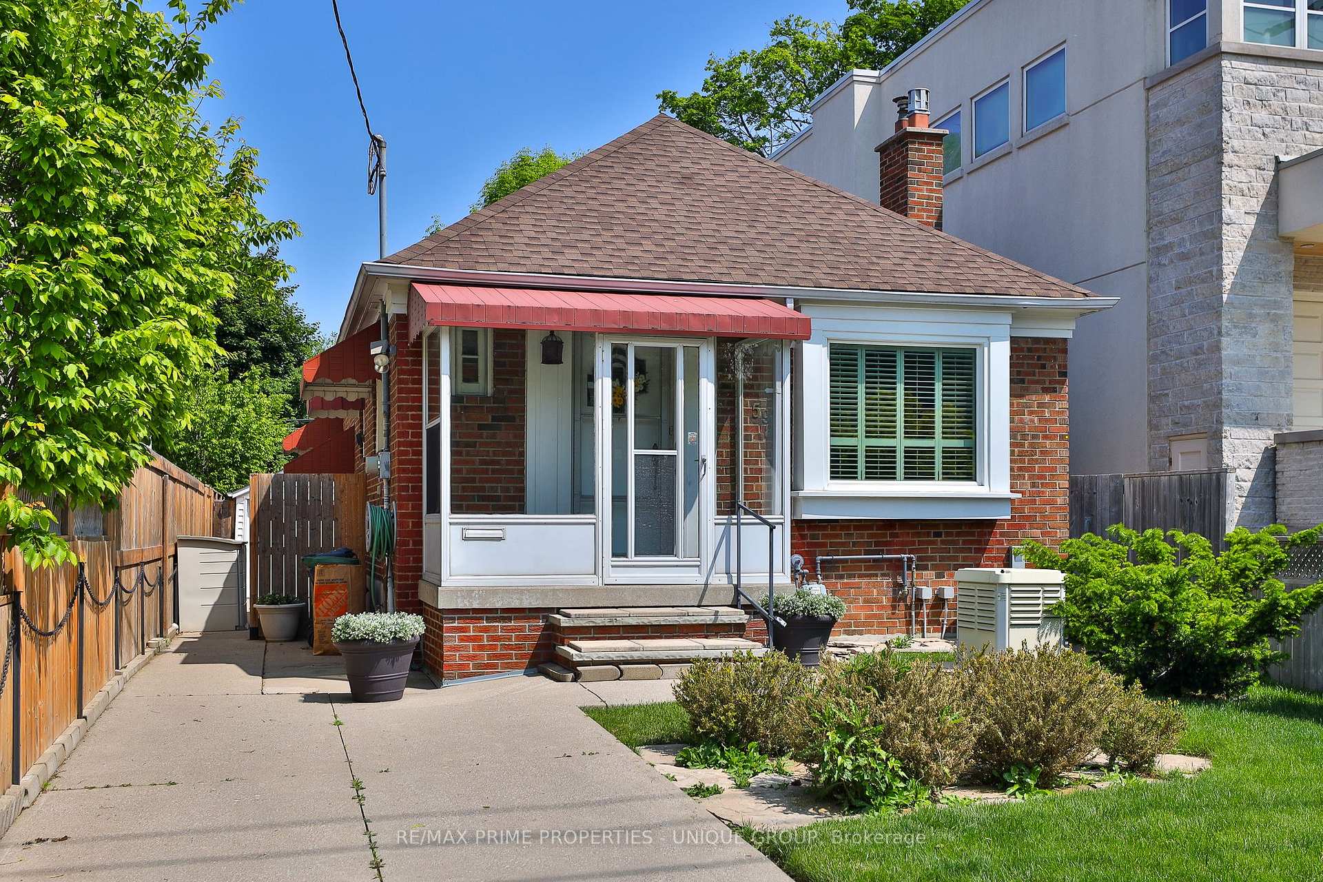 Photo 1 of 598 Broadway Avenue, Toronto, Leaside — HOMEH