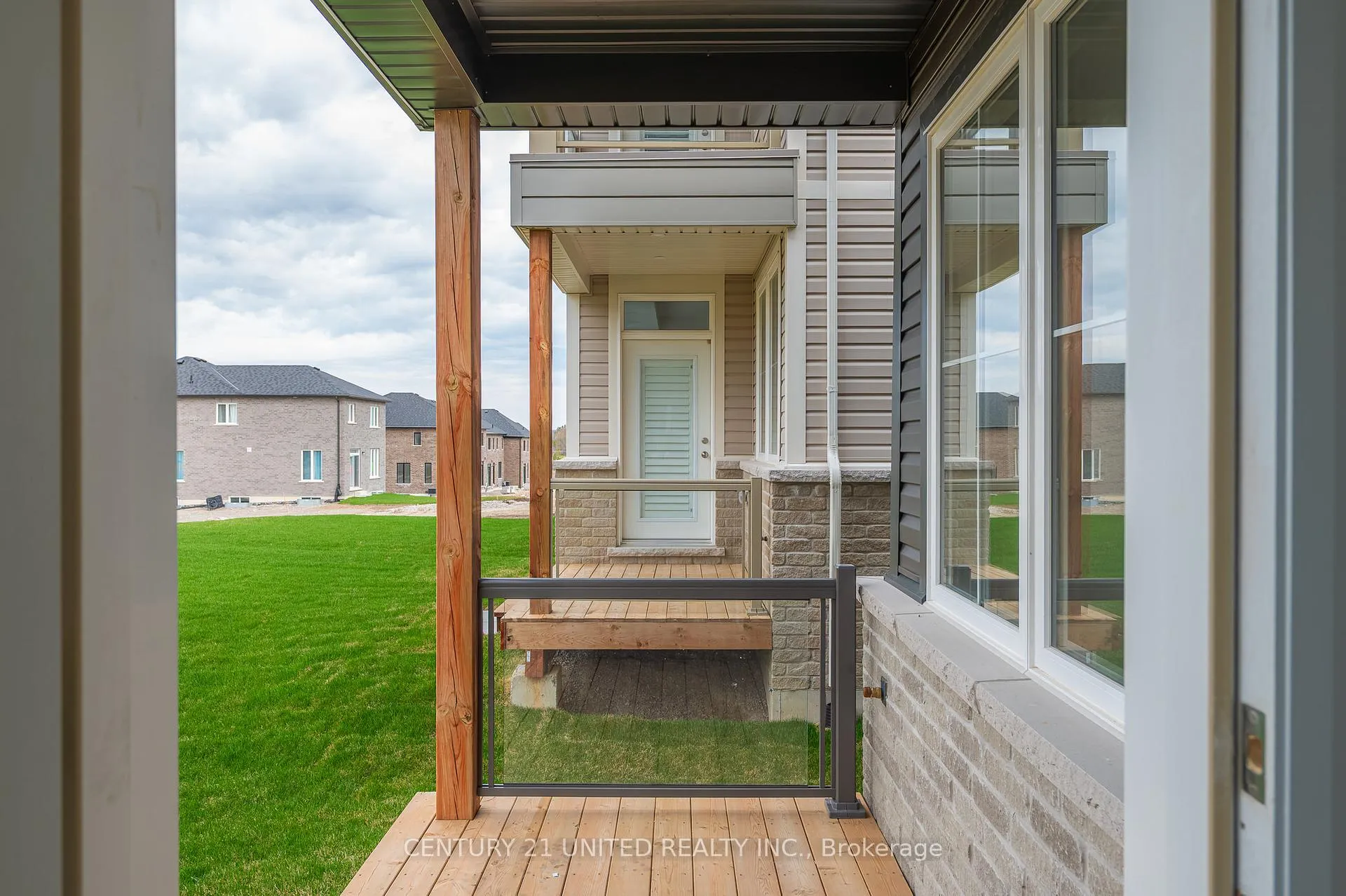 Photo 10 of 319 Mullighan Gardens, Peterborough, Monaghan Ward 2 — HOMEH