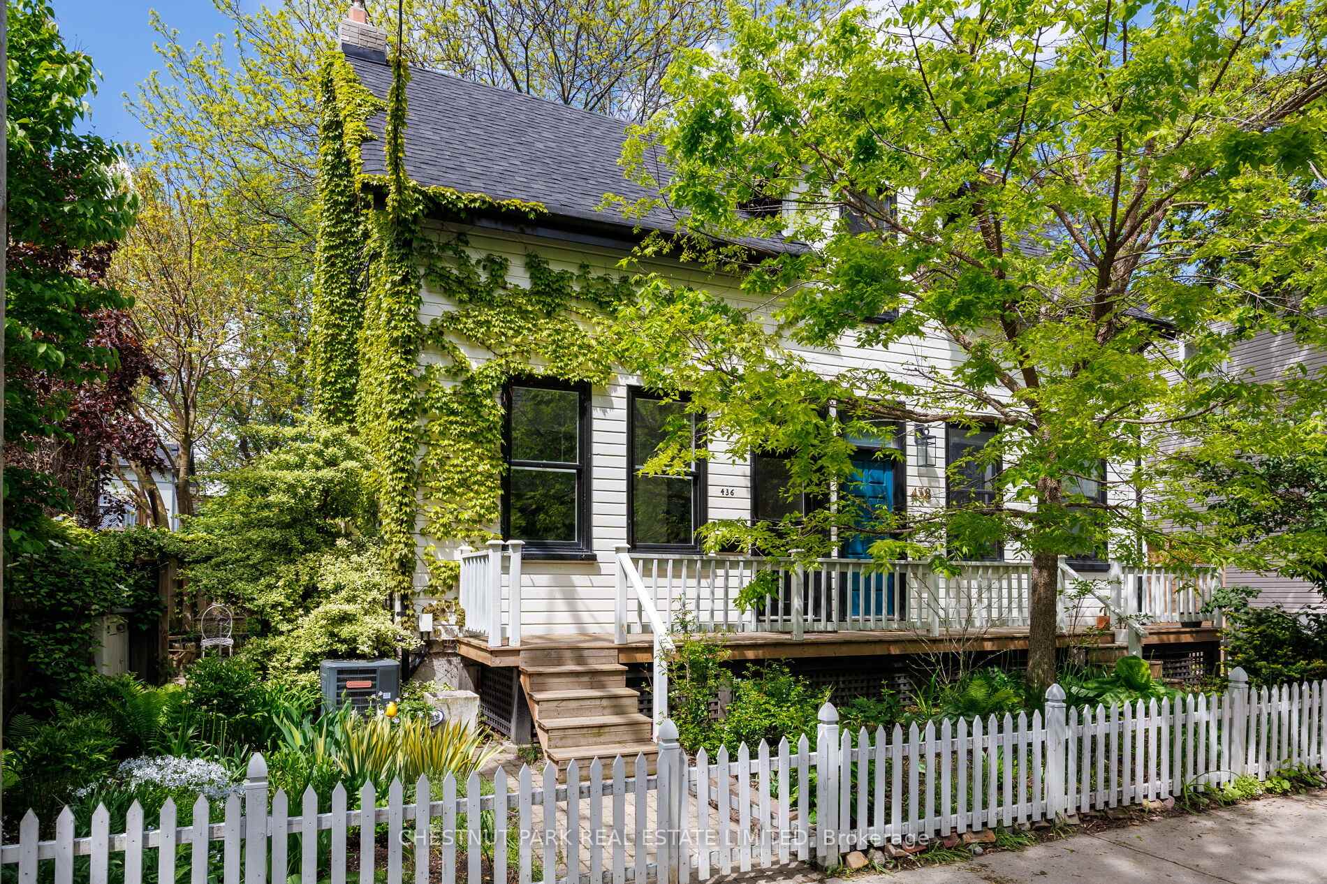 Photo 2 of 436 Sumach Street, Toronto, Cabbagetown-South St. James Town — HOMEH