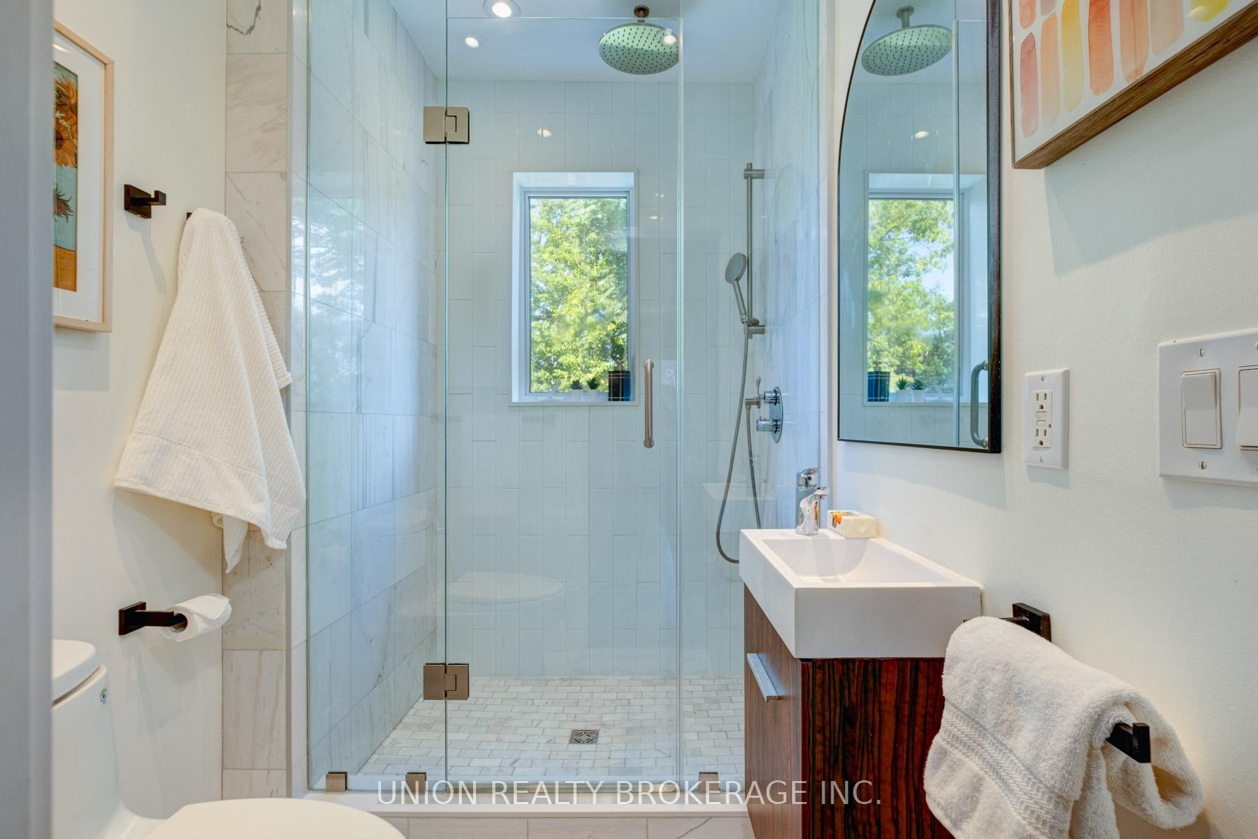 Photo 24 of 146 Wheeler Avenue, Toronto, The Beaches — HOMEH