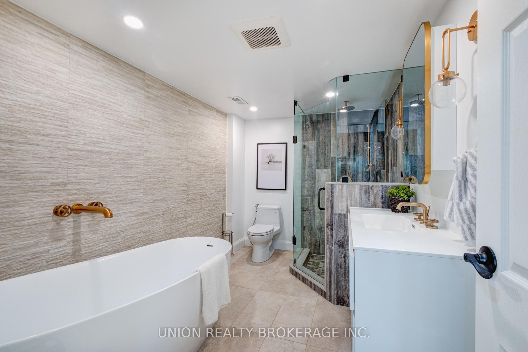 Photo 25 of 146 Wheeler Avenue, Toronto, The Beaches — HOMEH