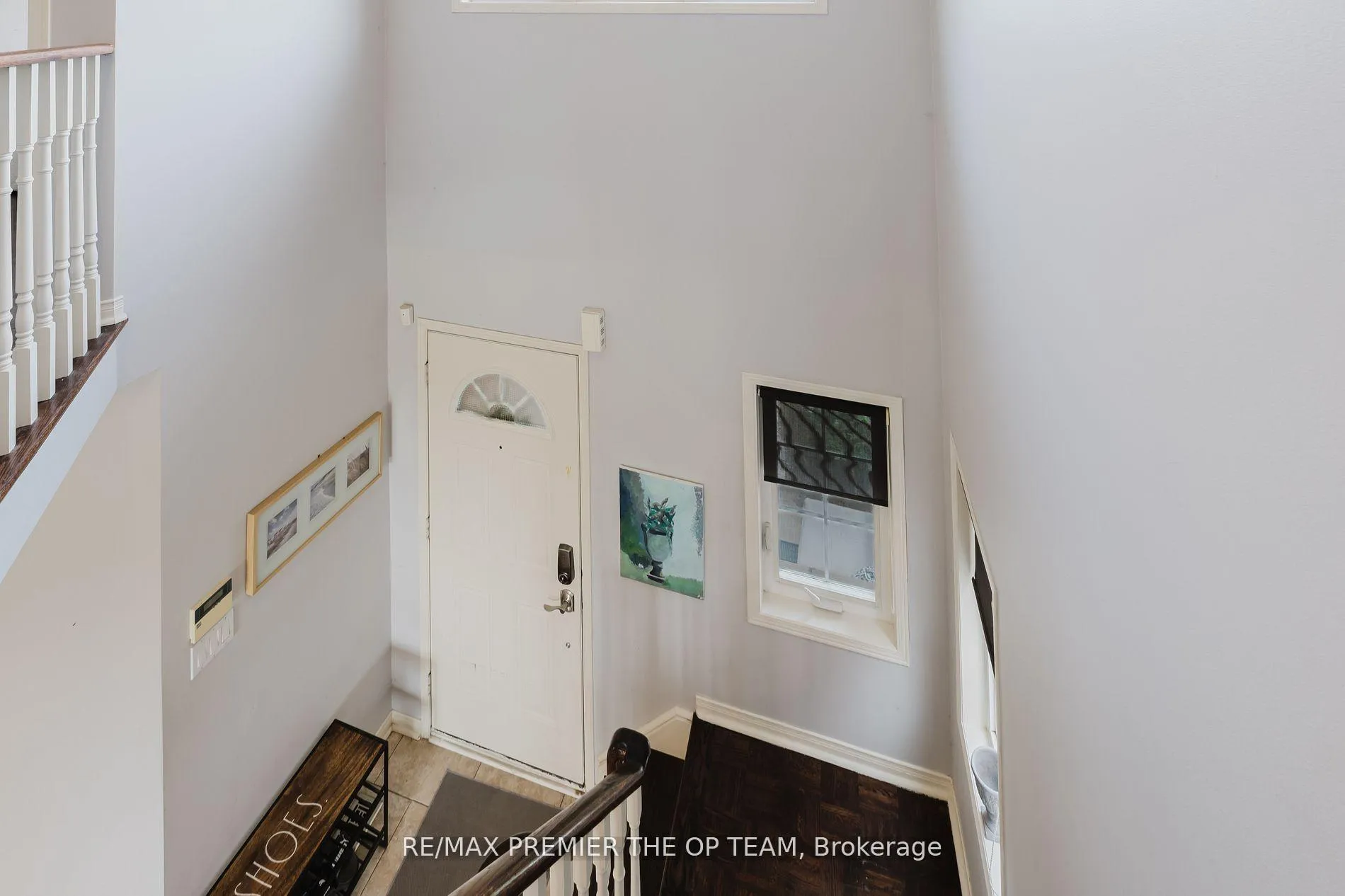 Photo 15 of 50 Beaverbrook Crescent, Vaughan, Rural Vaughan — HOMEH