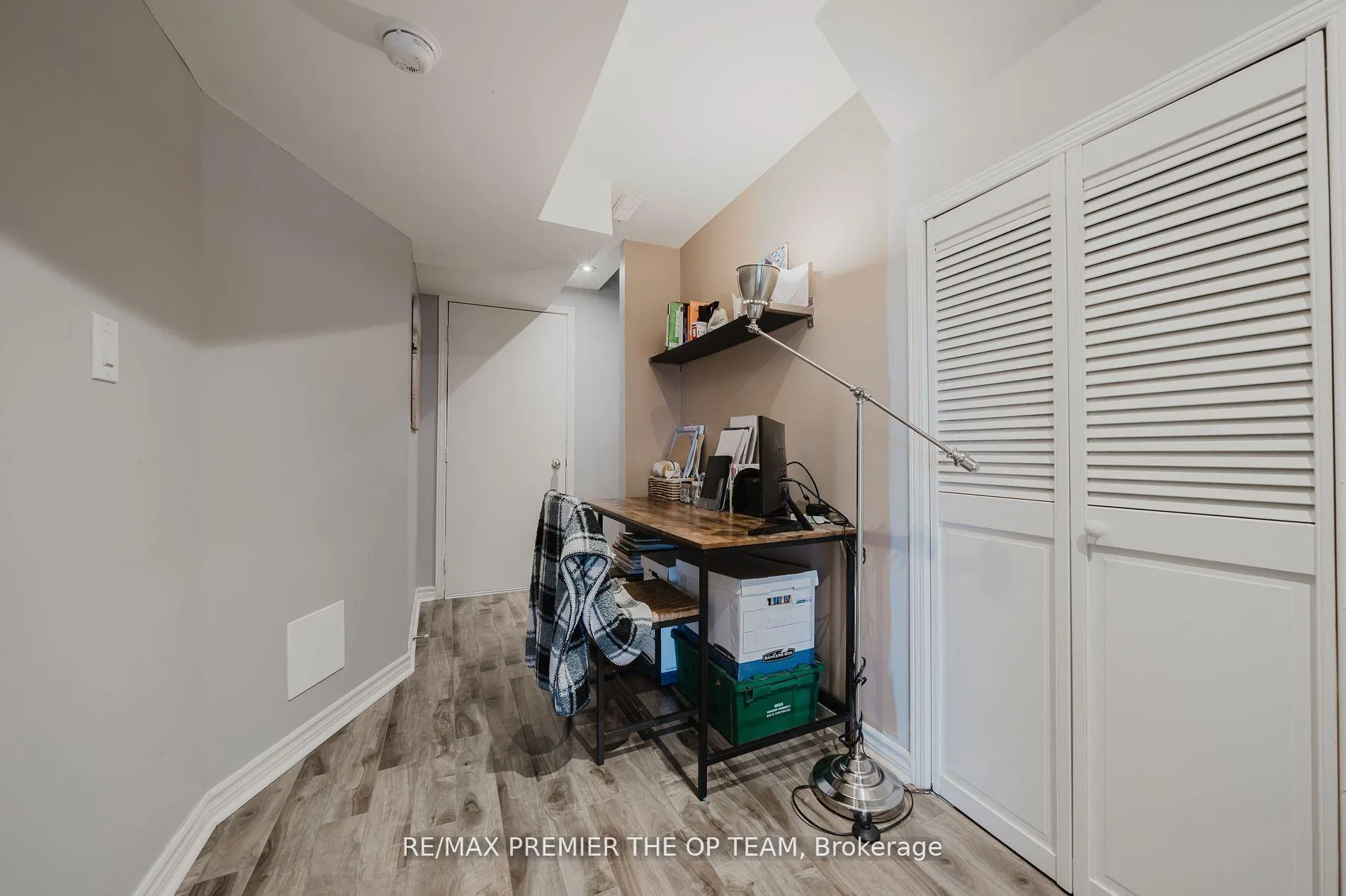 Photo 24 of 50 Beaverbrook Crescent, Vaughan, Rural Vaughan — HOMEH