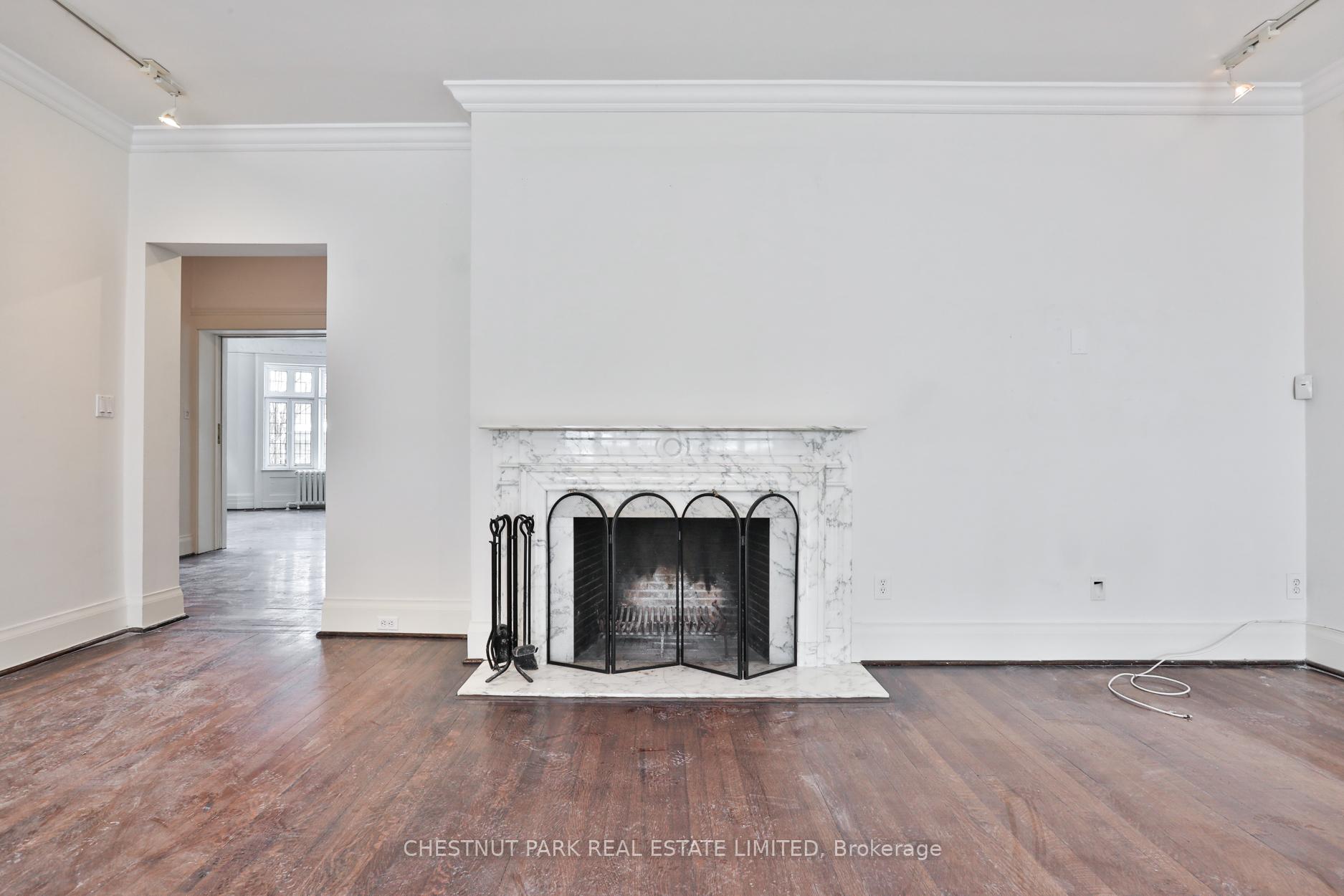 Photo 3 of Unit Main 1, 15 Elm Avenue, Toronto, Rosedale-Moore Park — HOMEH