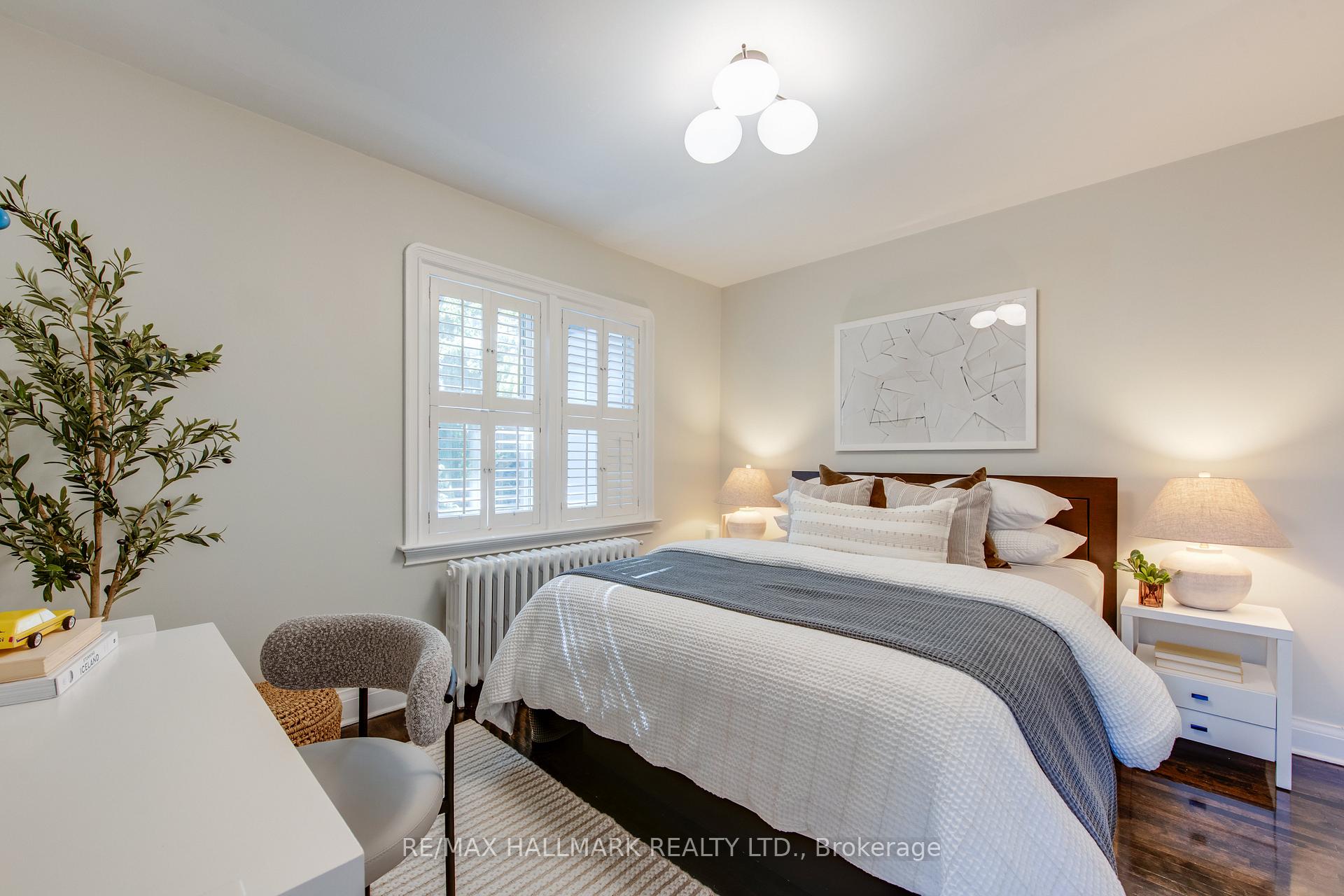 Photo 15 of 64 Southwood Drive, Toronto, The Beaches — HOMEH