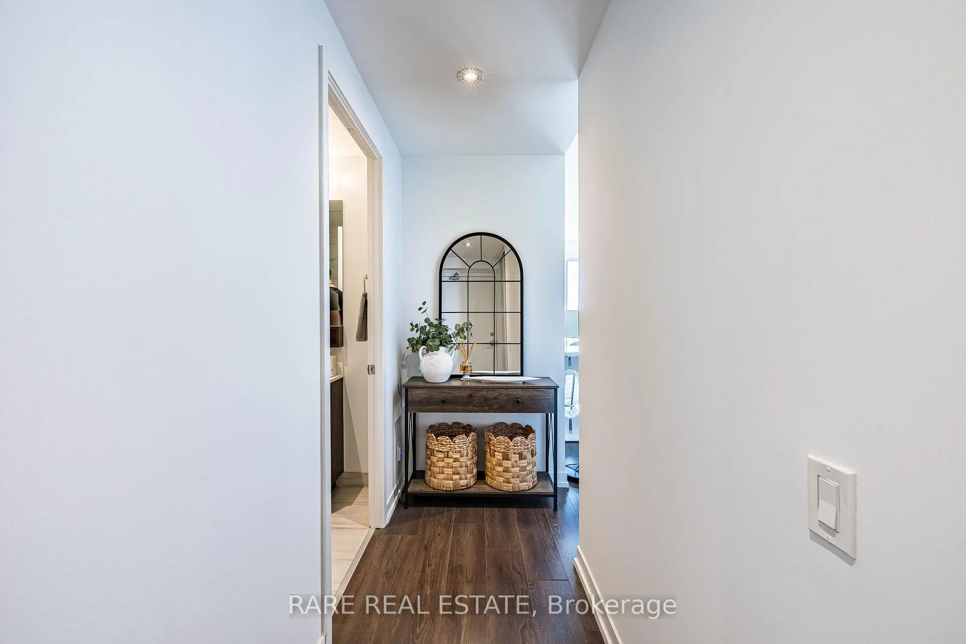 Photo 5 of Unit 5506, 5 Buttermill Avenue, Vaughan, Vaughan Corporate Centre — HOMEH