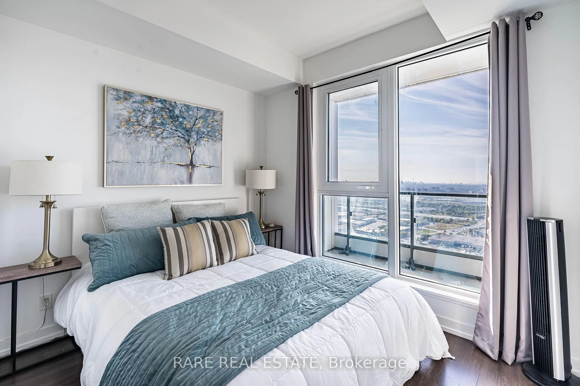 Photo 12 of Unit 5506, 5 Buttermill Avenue, Vaughan, Vaughan Corporate Centre — HOMEH