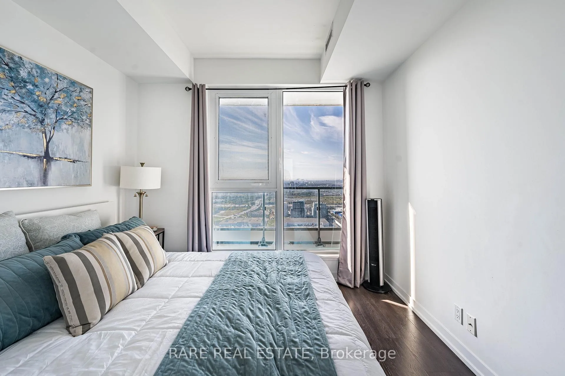 Photo 14 of Unit 5506, 5 Buttermill Avenue, Vaughan, Vaughan Corporate Centre — HOMEH