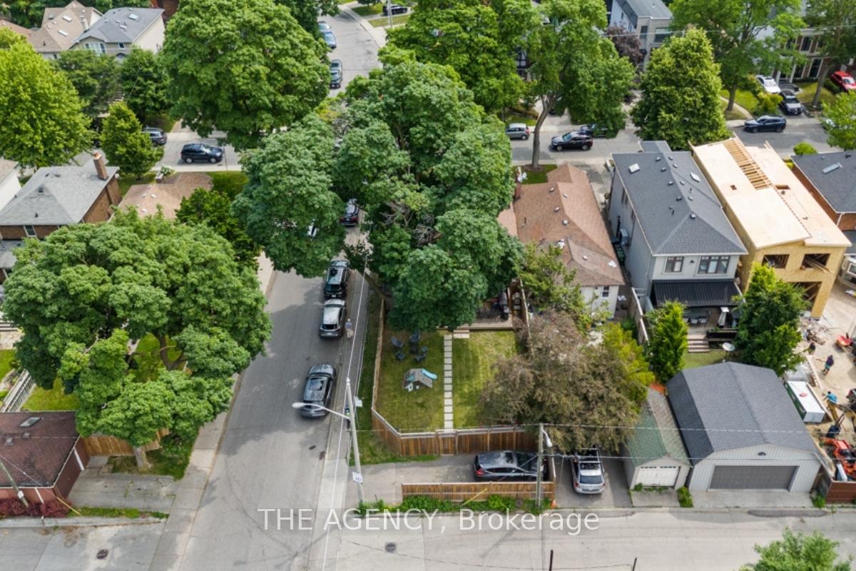 Photo 5 of 78 Donegall Drive, Toronto, Leaside — HOMEH