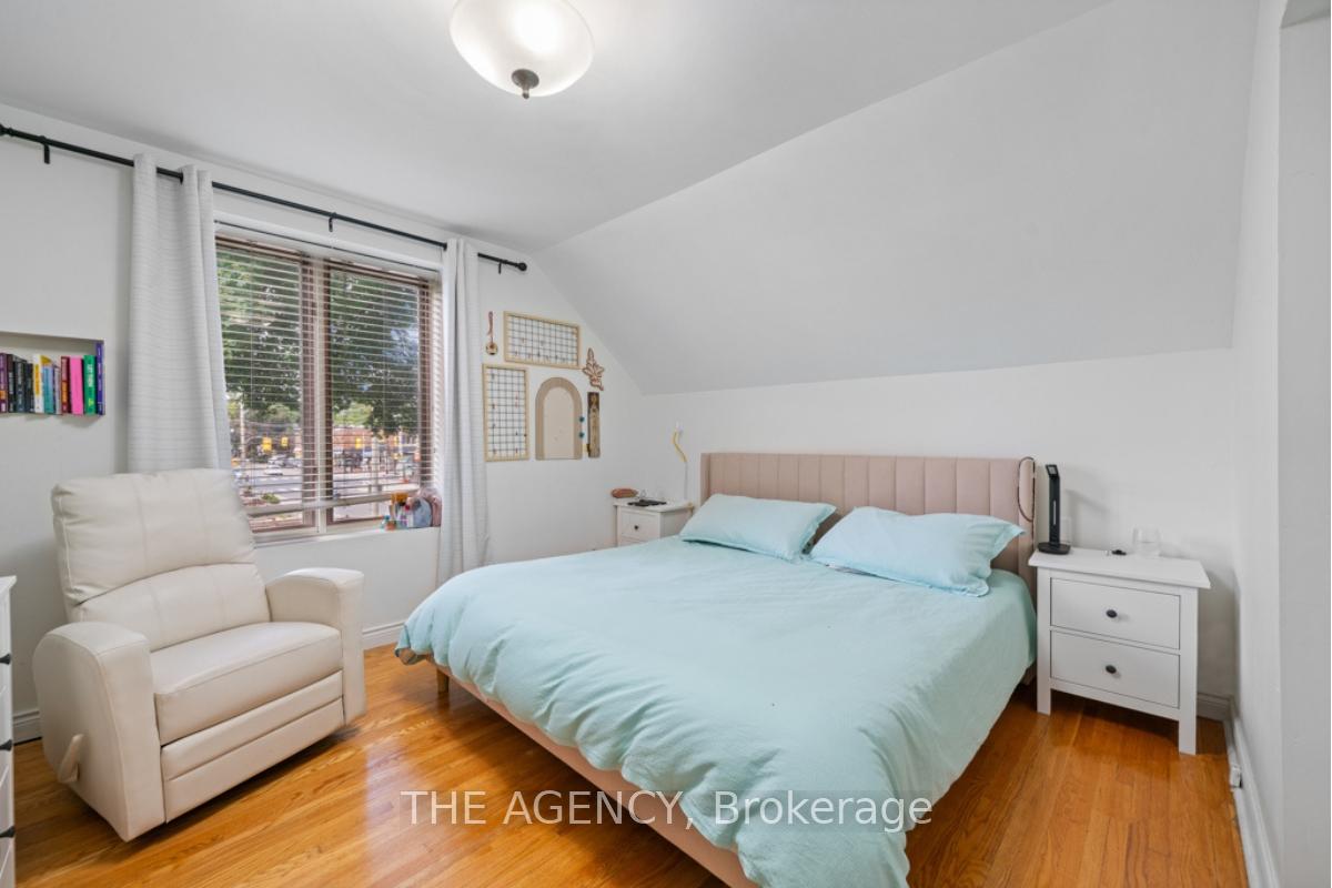 Photo 32 of 78 Donegall Drive, Toronto, Leaside — HOMEH