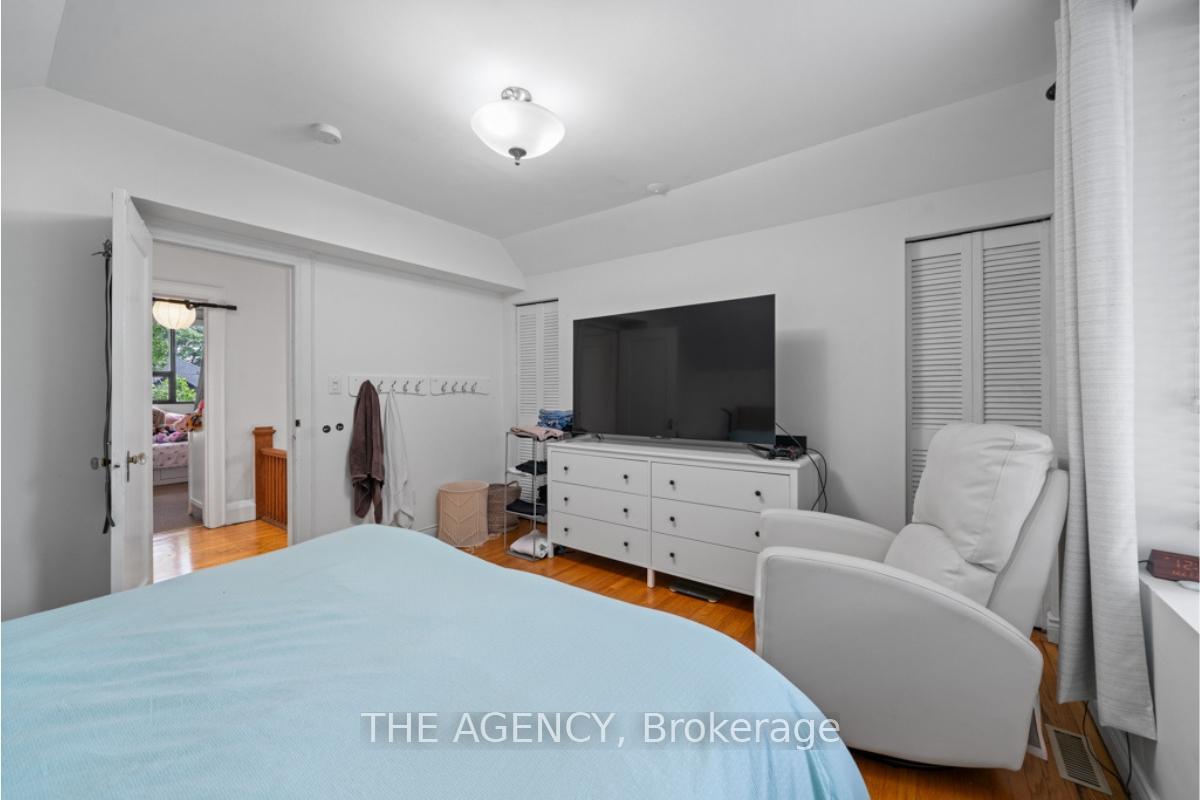 Photo 33 of 78 Donegall Drive, Toronto, Leaside — HOMEH