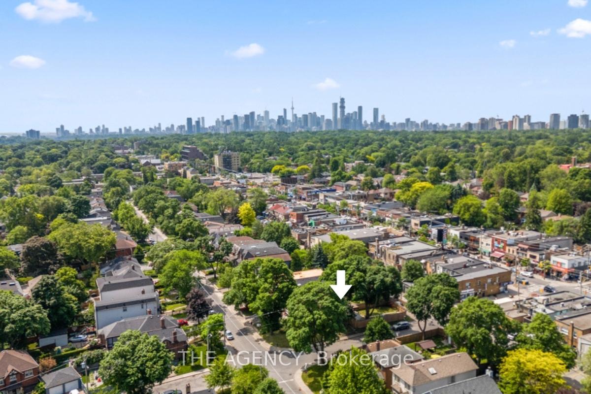 Photo 40 of 78 Donegall Drive, Toronto, Leaside — HOMEH
