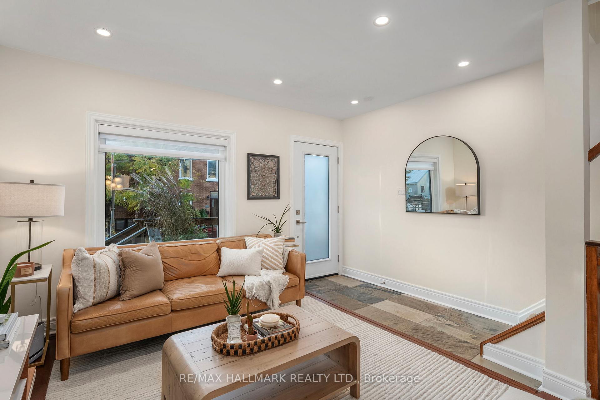 Photo 4 of 89 Knox Avenue, Toronto, Greenwood-Coxwell — HOMEH