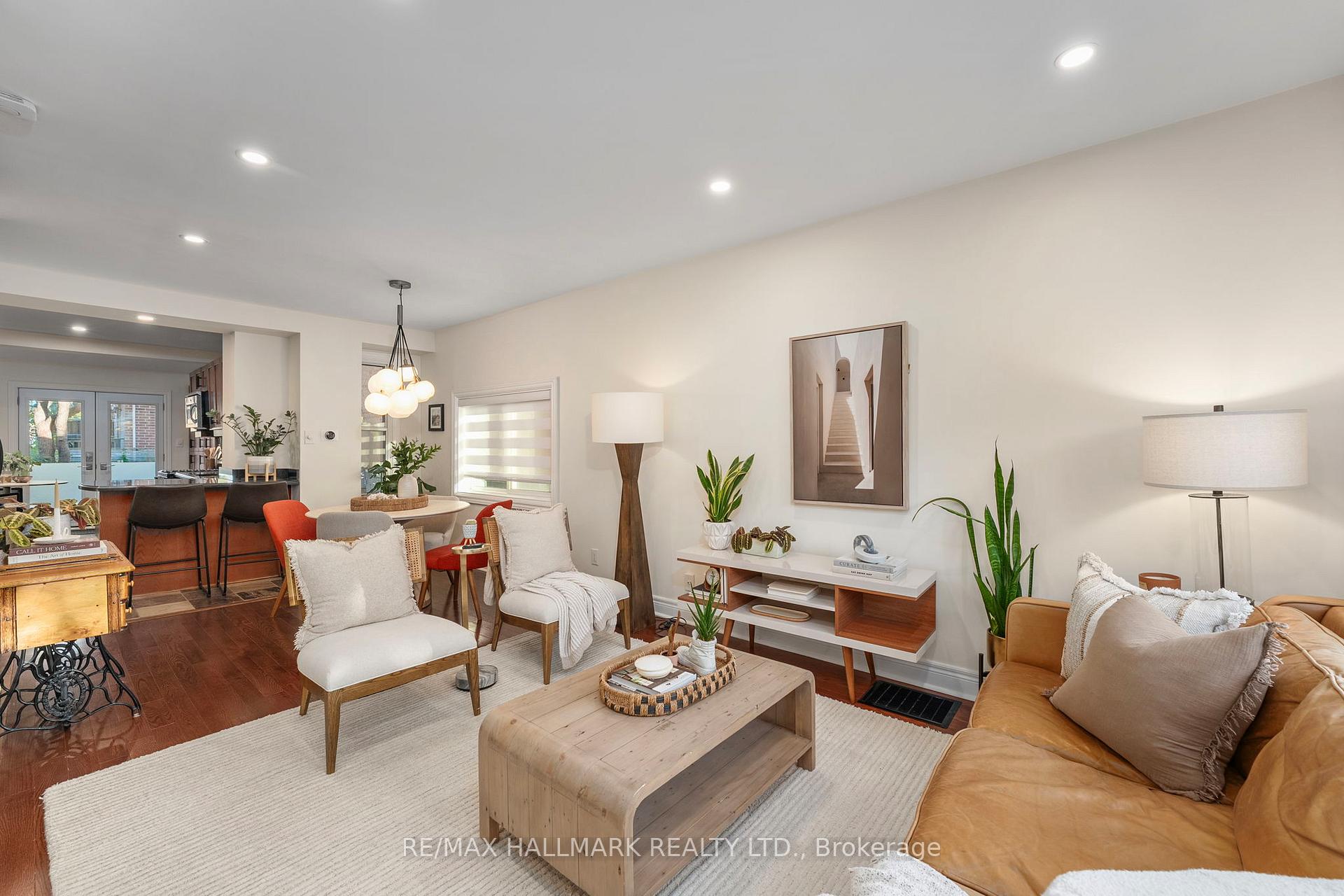 Photo 5 of 89 Knox Avenue, Toronto, Greenwood-Coxwell — HOMEH