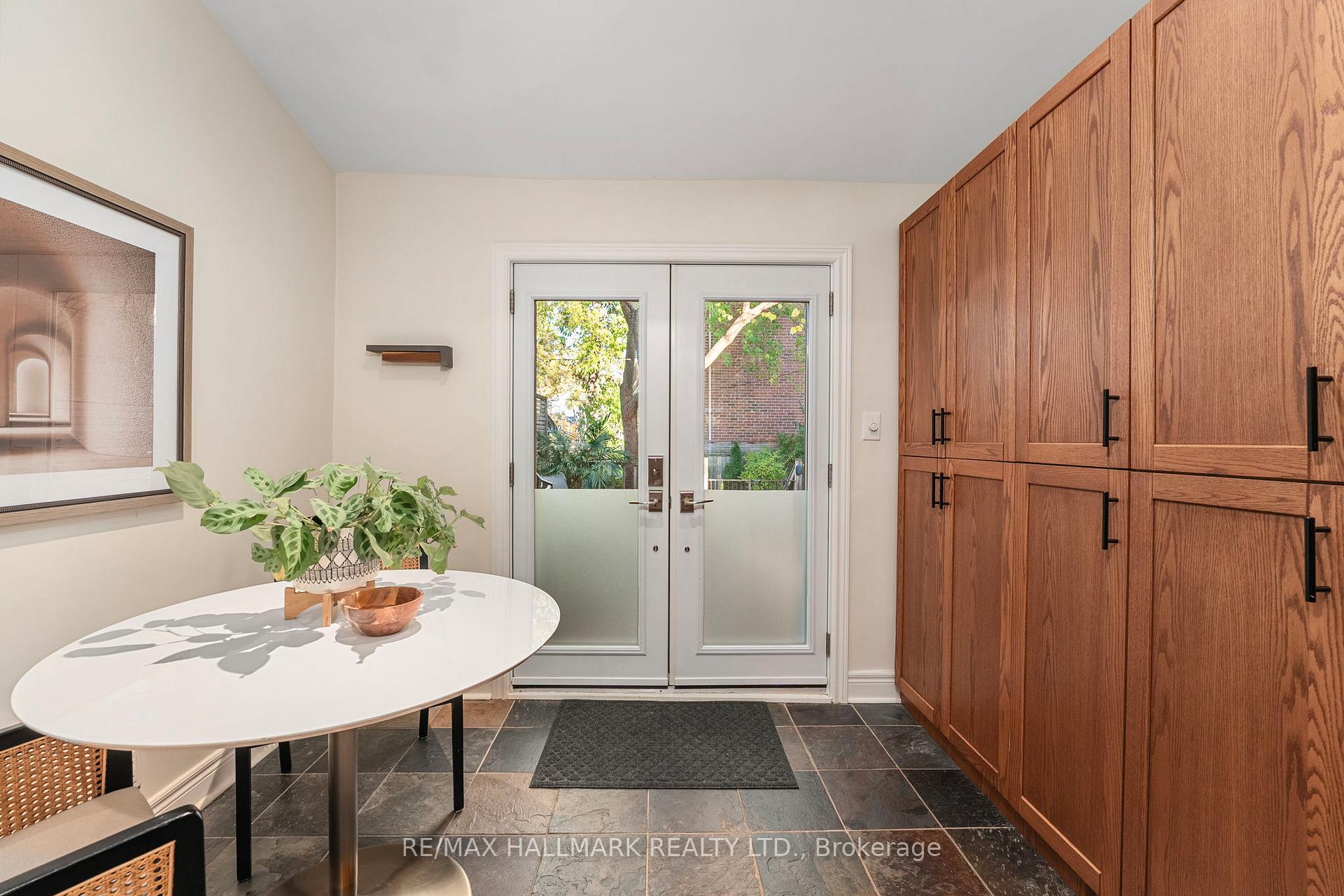 Photo 15 of 89 Knox Avenue, Toronto, Greenwood-Coxwell — HOMEH
