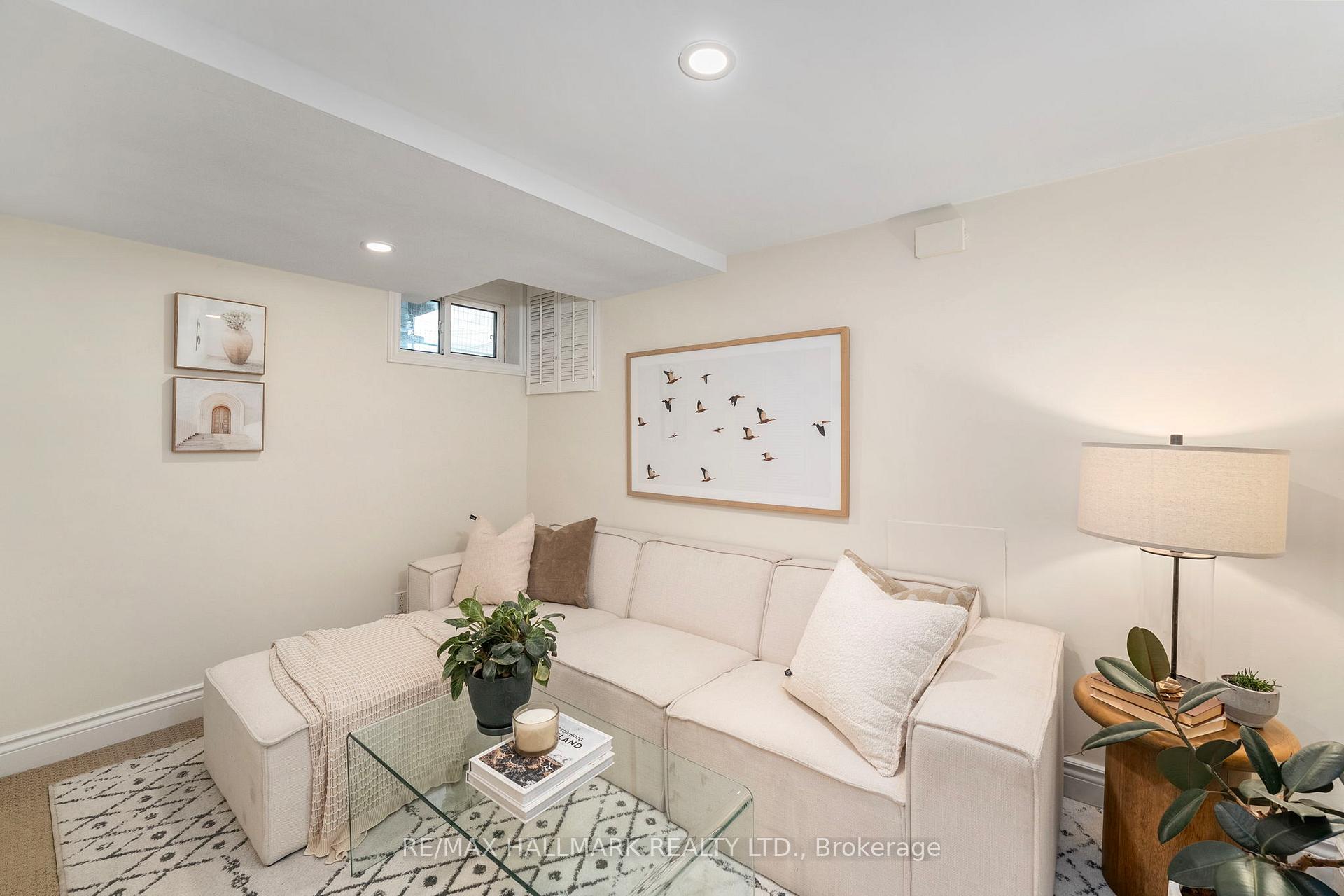 Photo 25 of 89 Knox Avenue, Toronto, Greenwood-Coxwell — HOMEH