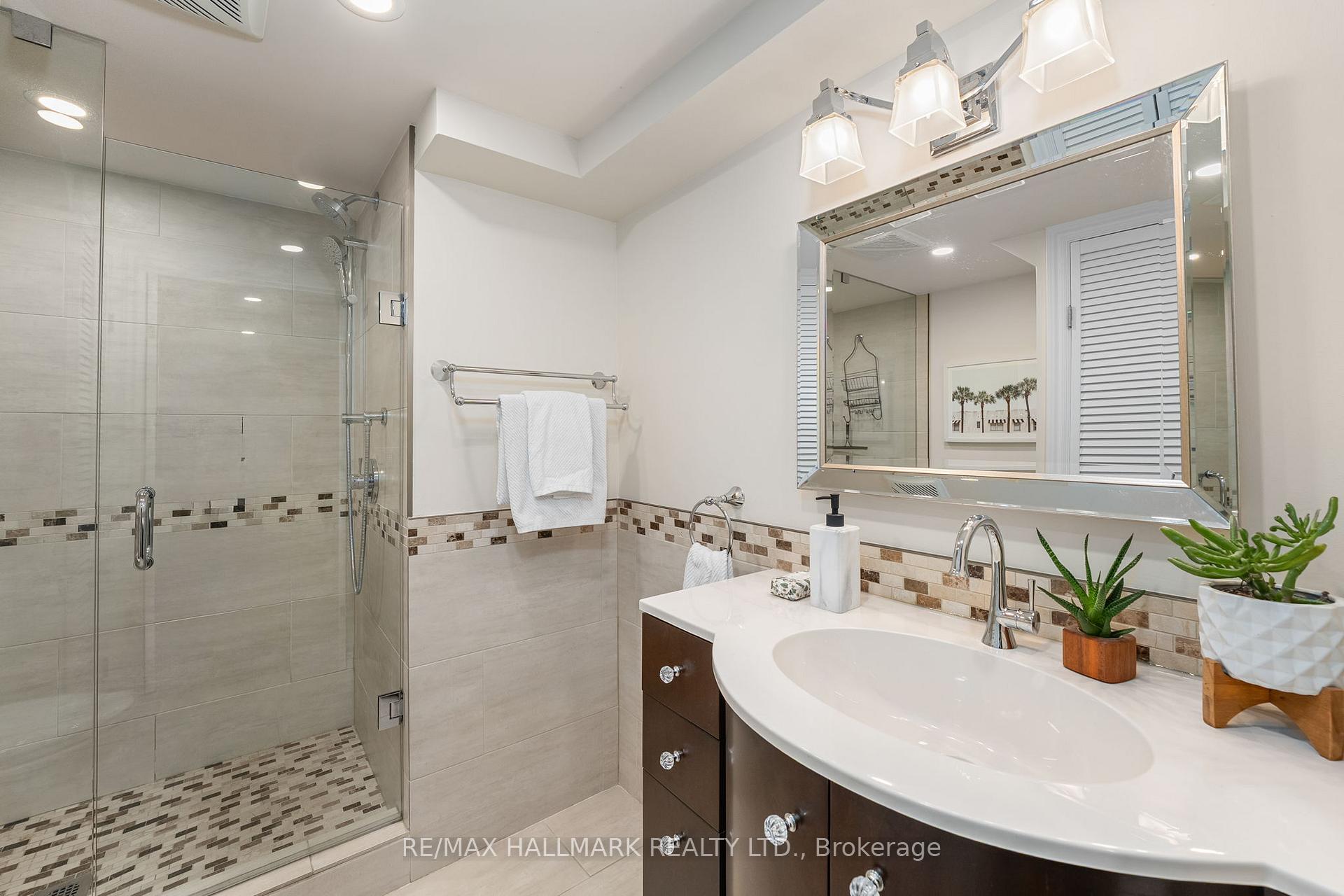 Photo 27 of 89 Knox Avenue, Toronto, Greenwood-Coxwell — HOMEH