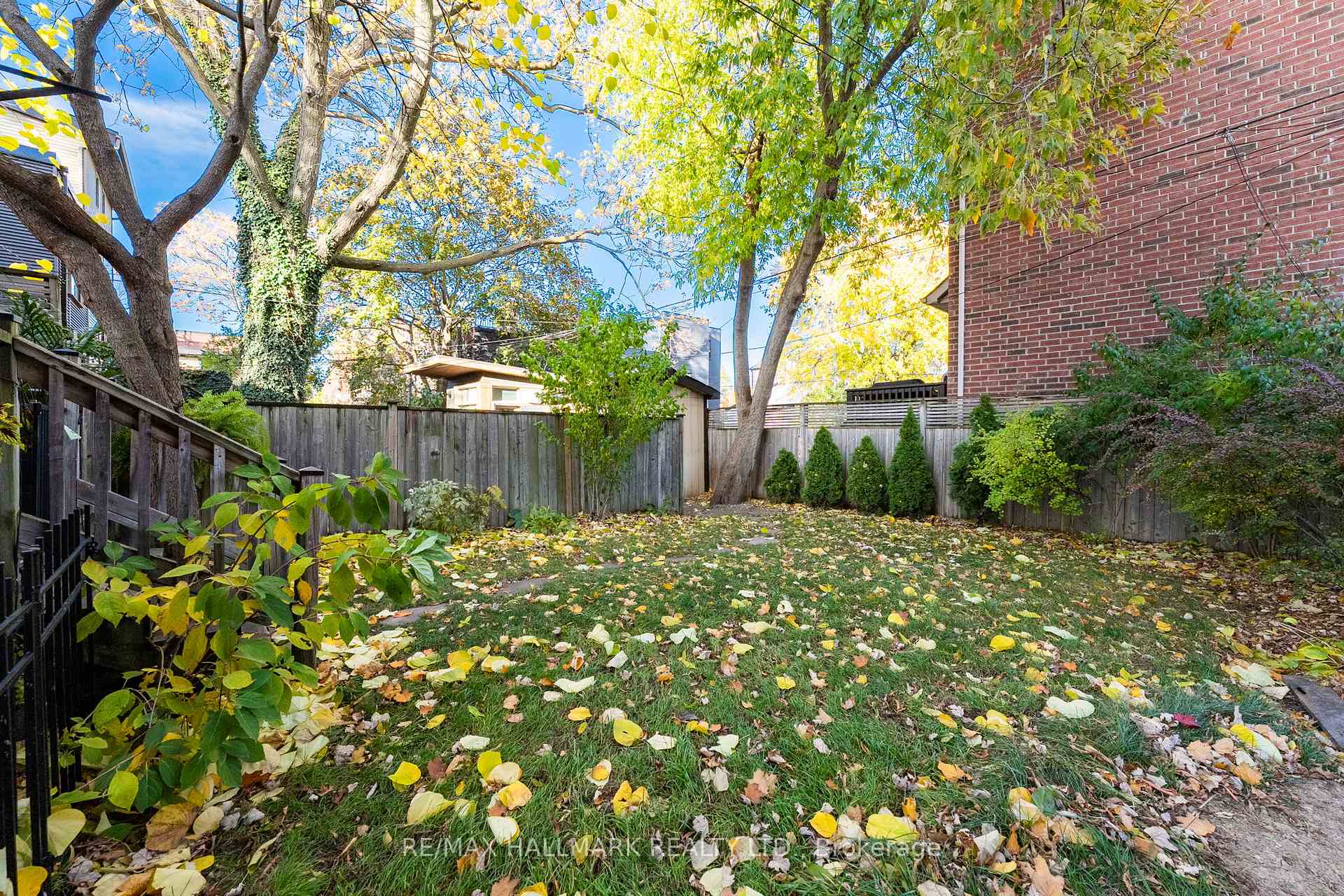 Photo 31 of 89 Knox Avenue, Toronto, Greenwood-Coxwell — HOMEH