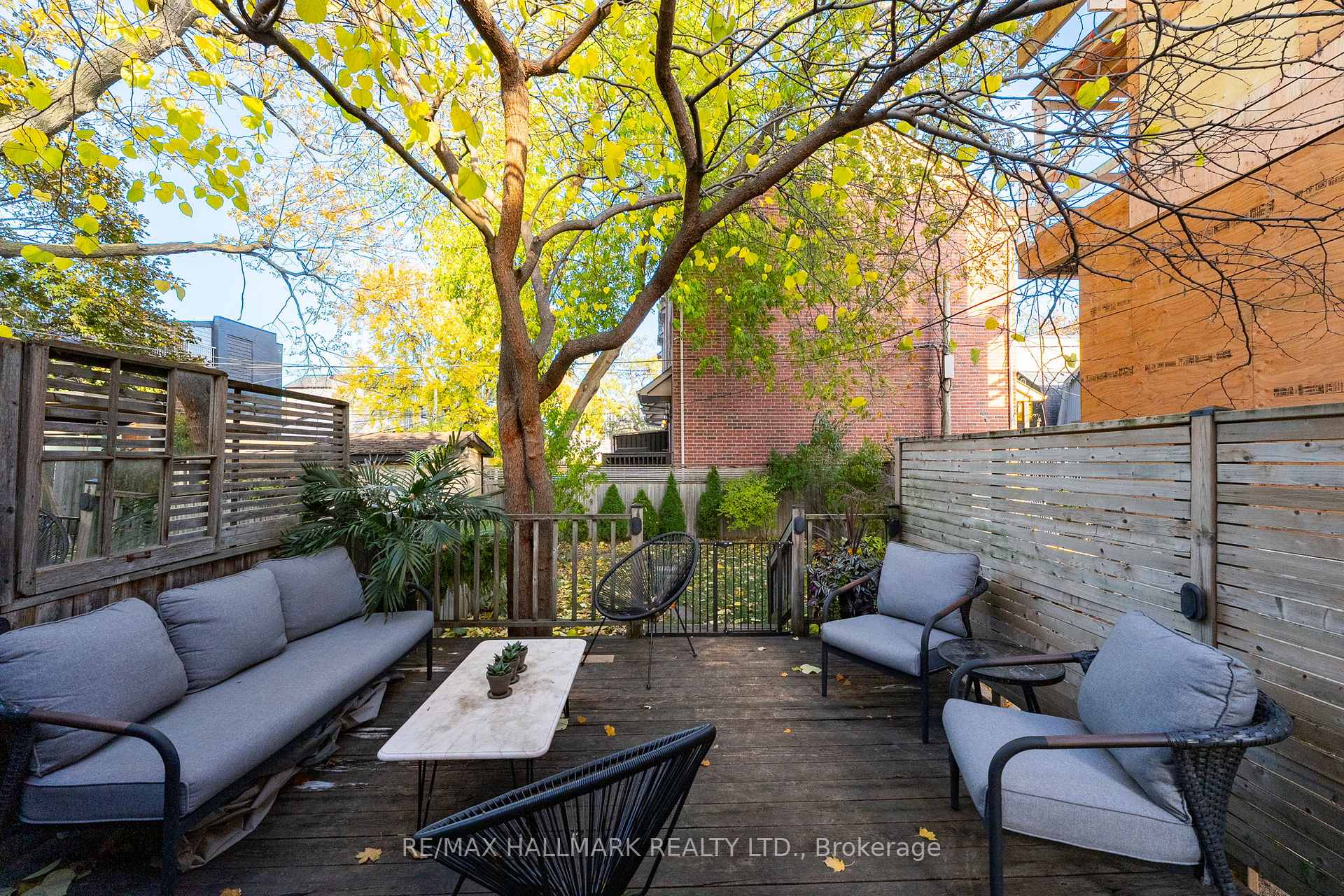 Photo 40 of 89 Knox Avenue, Toronto, Greenwood-Coxwell — HOMEH