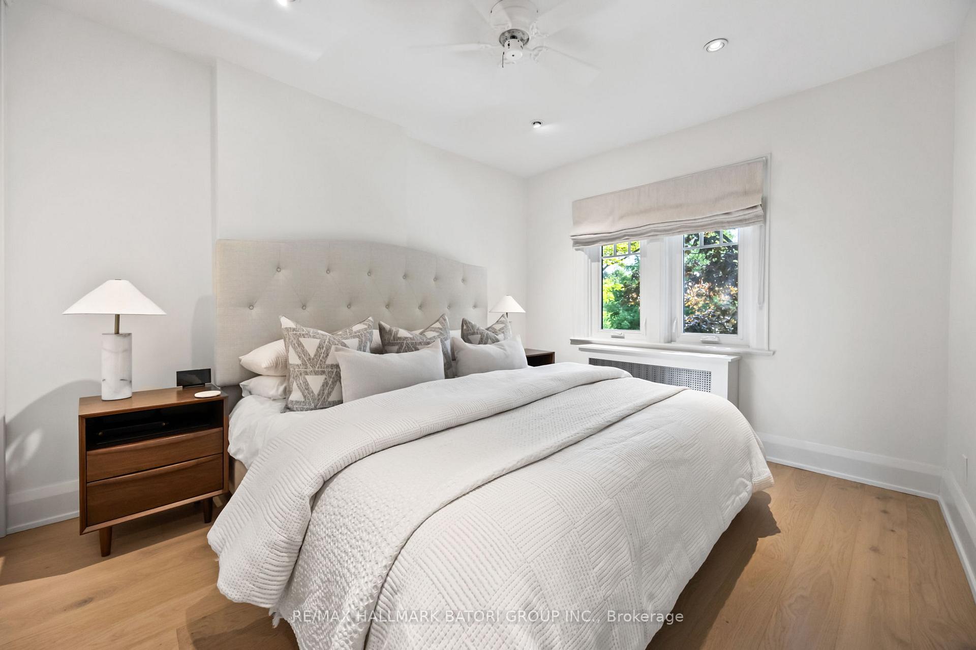 Photo 21 of 17 Martin Road, Toronto, Mount Pleasant East — HOMEH