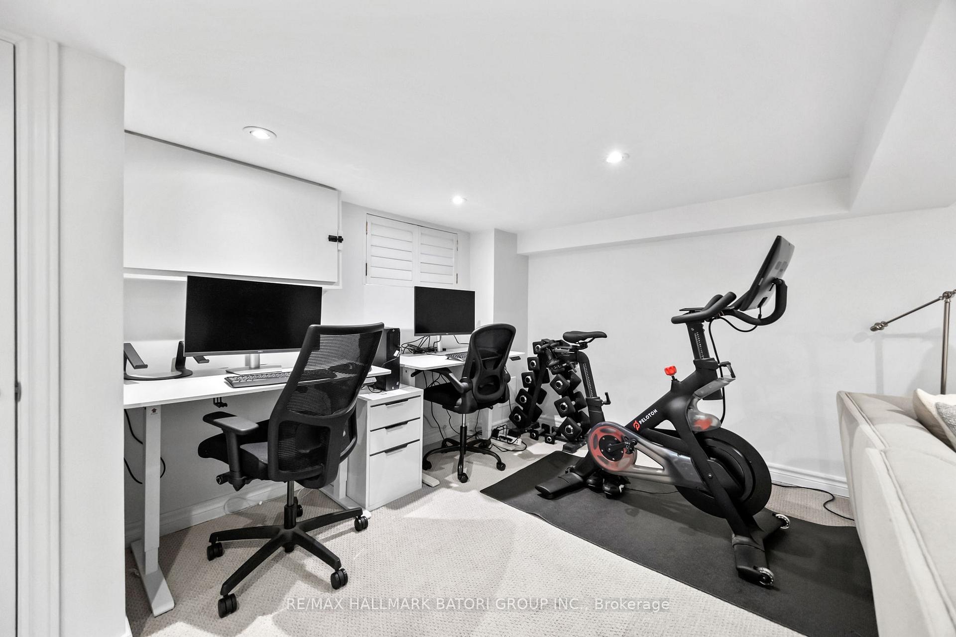 Photo 26 of 17 Martin Road, Toronto, Mount Pleasant East — HOMEH