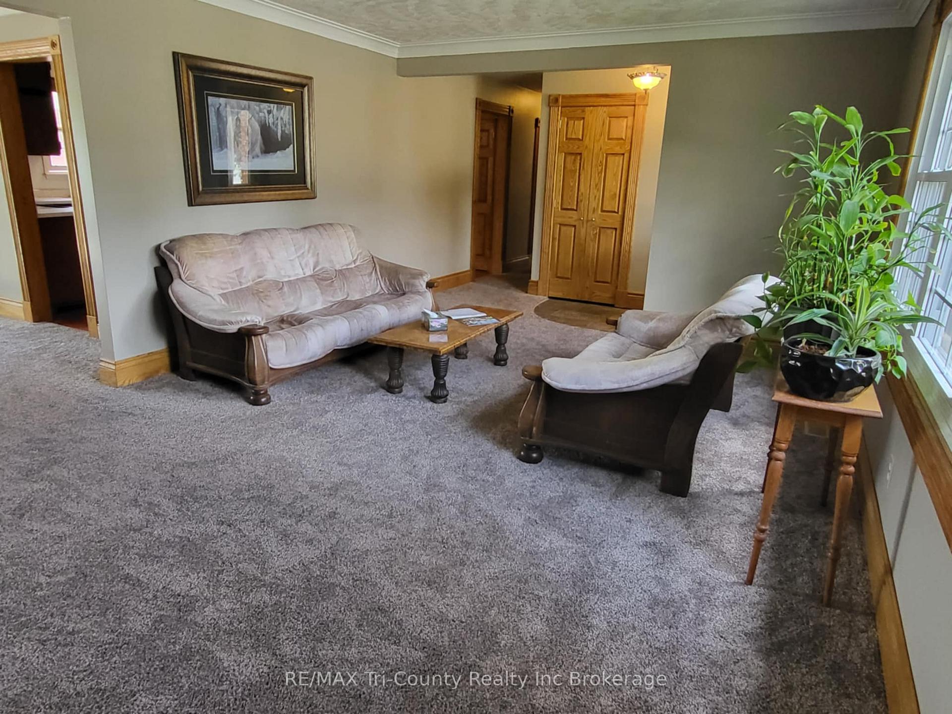 Photo 5 of 7 Glenridge Road, Tillsonburg — HOMEH
