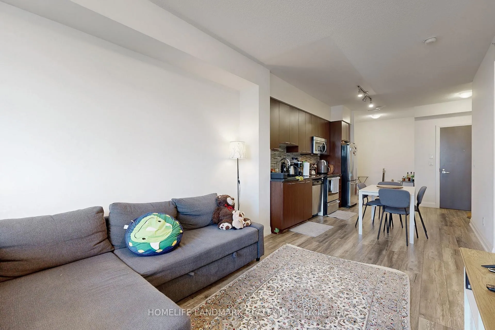 Photo 10 of Unit 1123, 7161 Yonge Street, Markham, Grandview — HOMEH