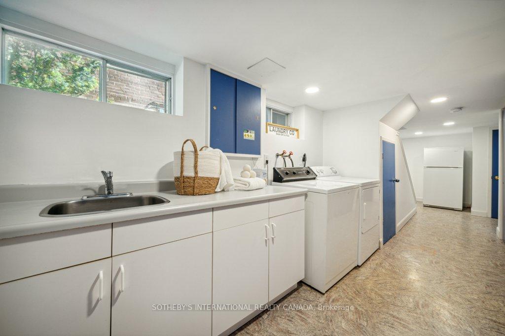 Photo 30 of 147 Bessborough Drive, Toronto, Leaside — HOMEH