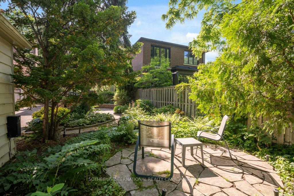 Photo 37 of 147 Bessborough Drive, Toronto, Leaside — HOMEH