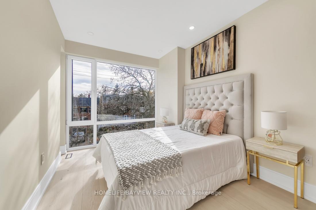 Photo 35 of 690 Merton Street, Toronto, Mount Pleasant East — HOMEH