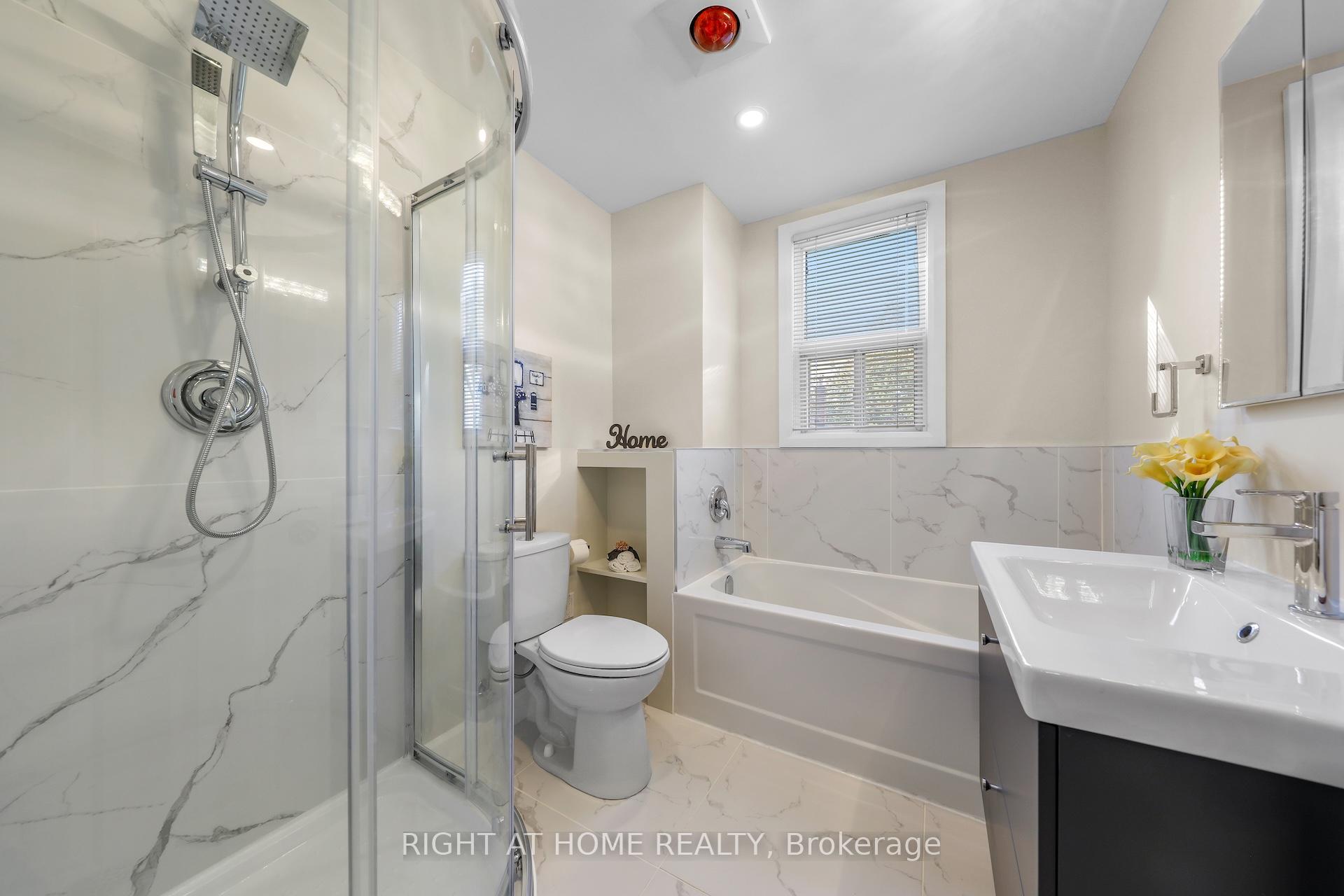 Photo 13 of 977 Broadview Avenue, Toronto, Broadview North — HOMEH
