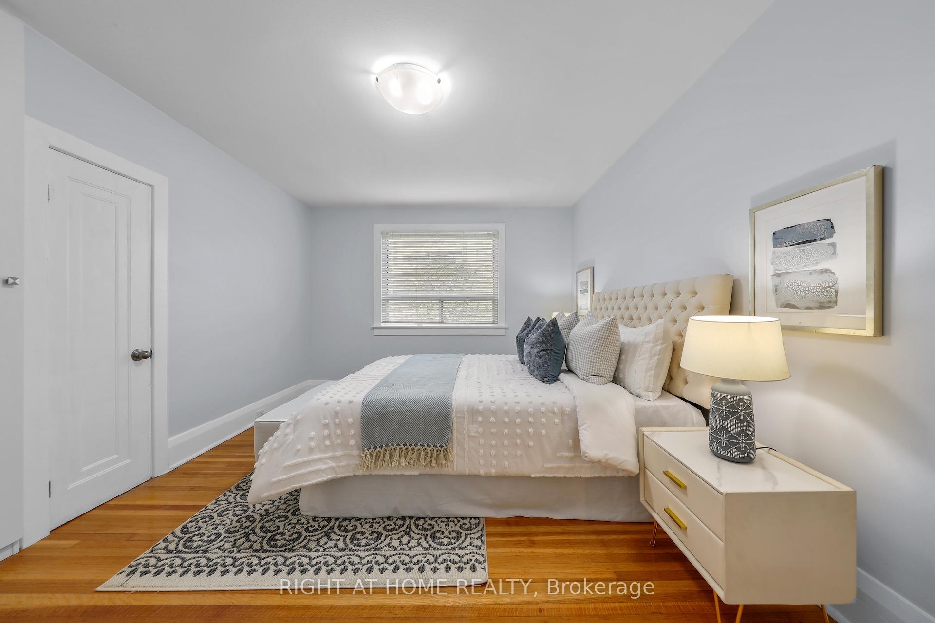 Photo 15 of 977 Broadview Avenue, Toronto, Broadview North — HOMEH