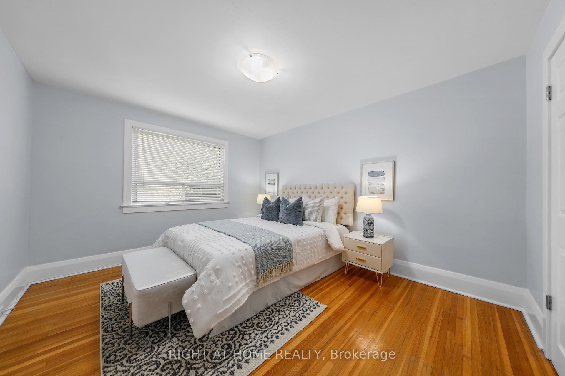 Photo 16 of 977 Broadview Avenue, Toronto, Broadview North — HOMEH