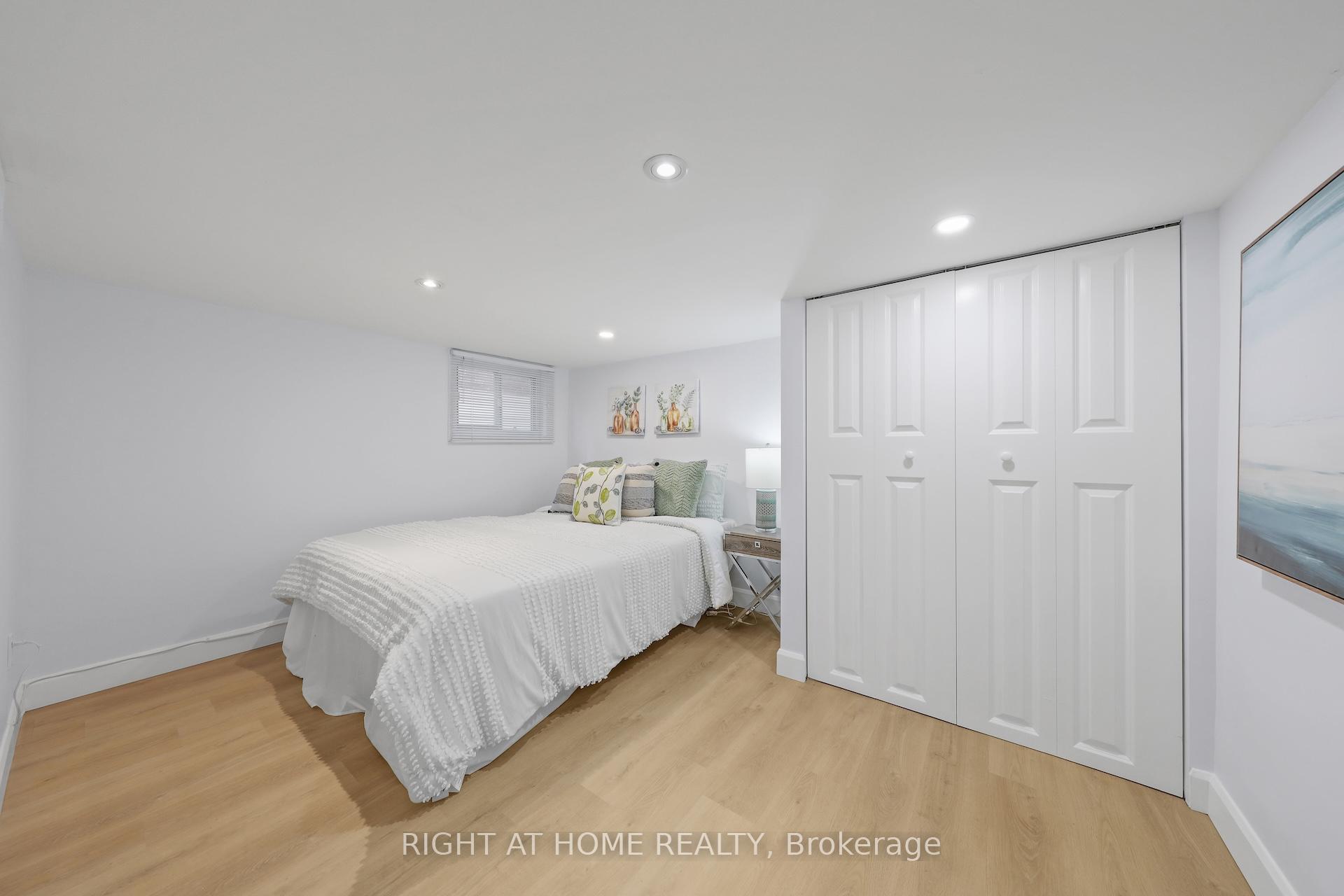 Photo 20 of 977 Broadview Avenue, Toronto, Broadview North — HOMEH