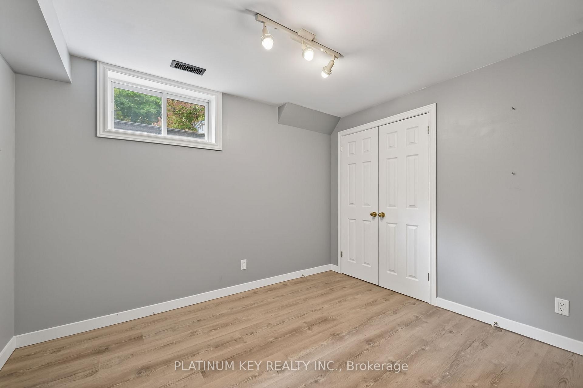Photo 26 of 18 Richmond Street, Strathroy-Caradoc, NW — HOMEH