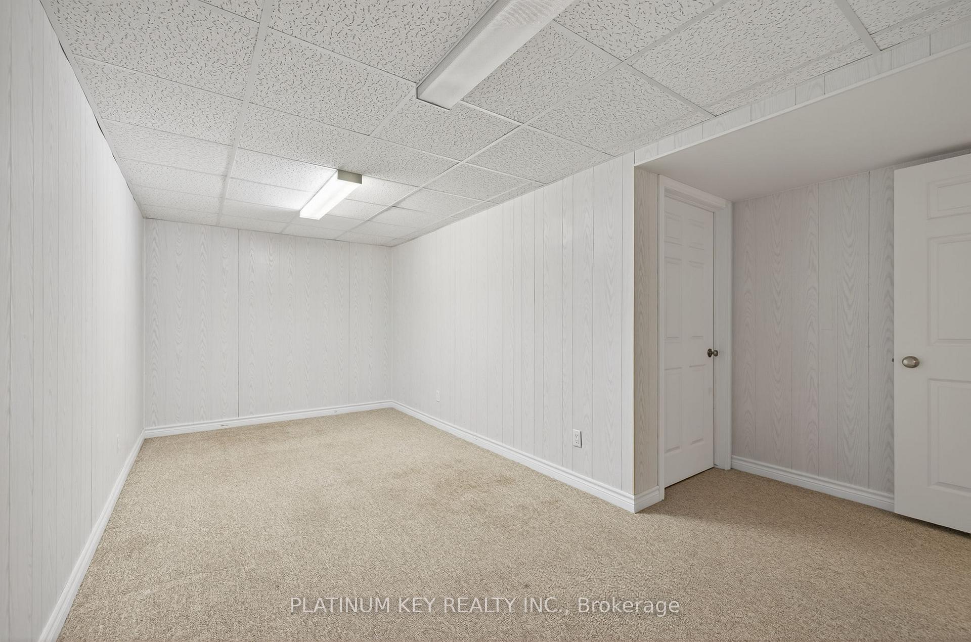 Photo 29 of 18 Richmond Street, Strathroy-Caradoc, NW — HOMEH