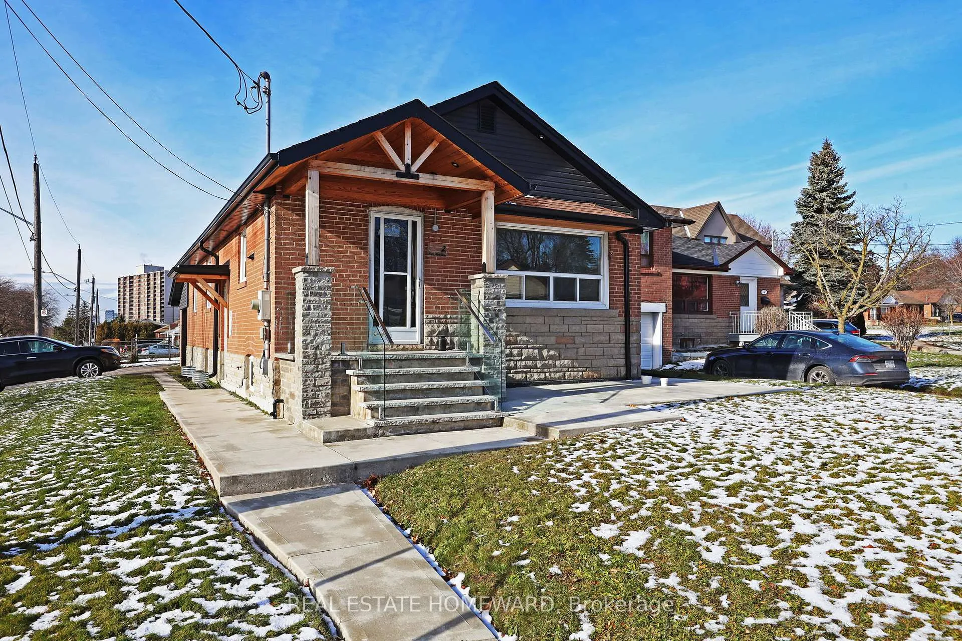 Front of Unit Main, 2 Harris Park Drive