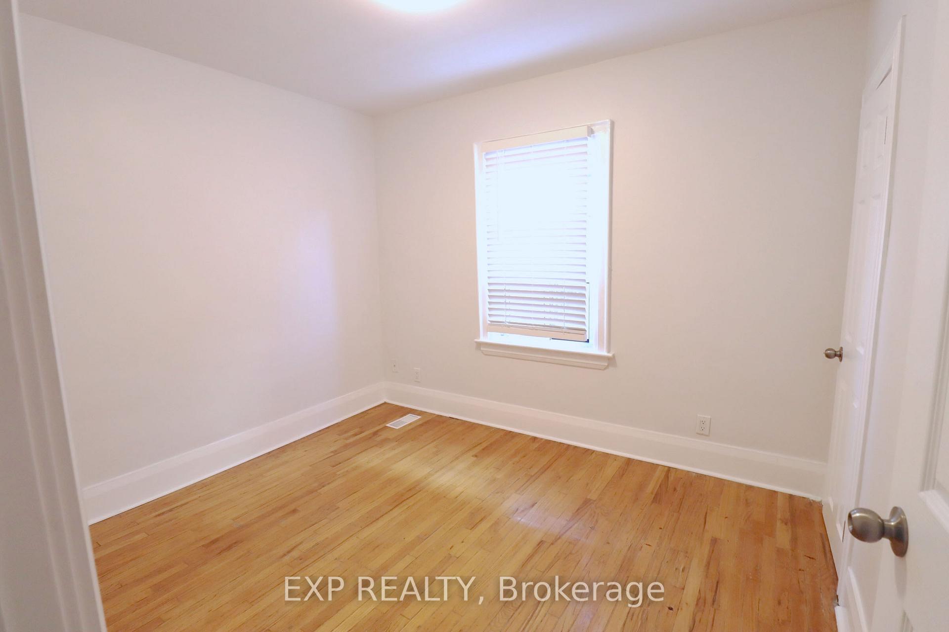 Photo 11 of 342 Eglinton Avenue E, Toronto, Mount Pleasant East — HOMEH