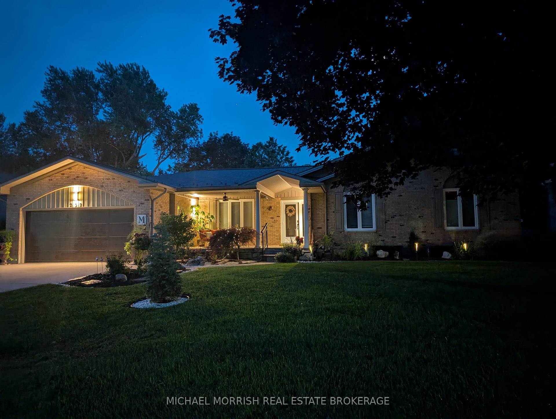 Photo 6 of 232 Mill Pond Crescent, Strathroy-Caradoc, NE — HOMEH