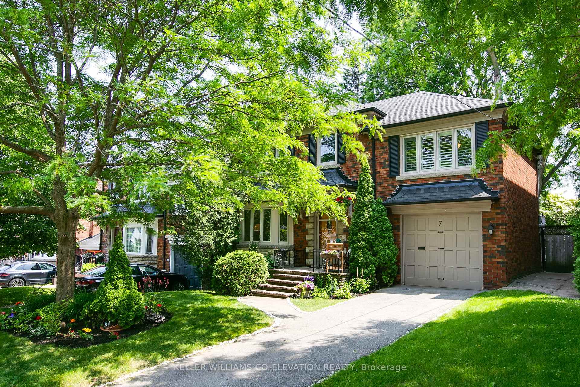 Photo 2 of 7 Annesley Avenue, Toronto, Leaside — HOMEH