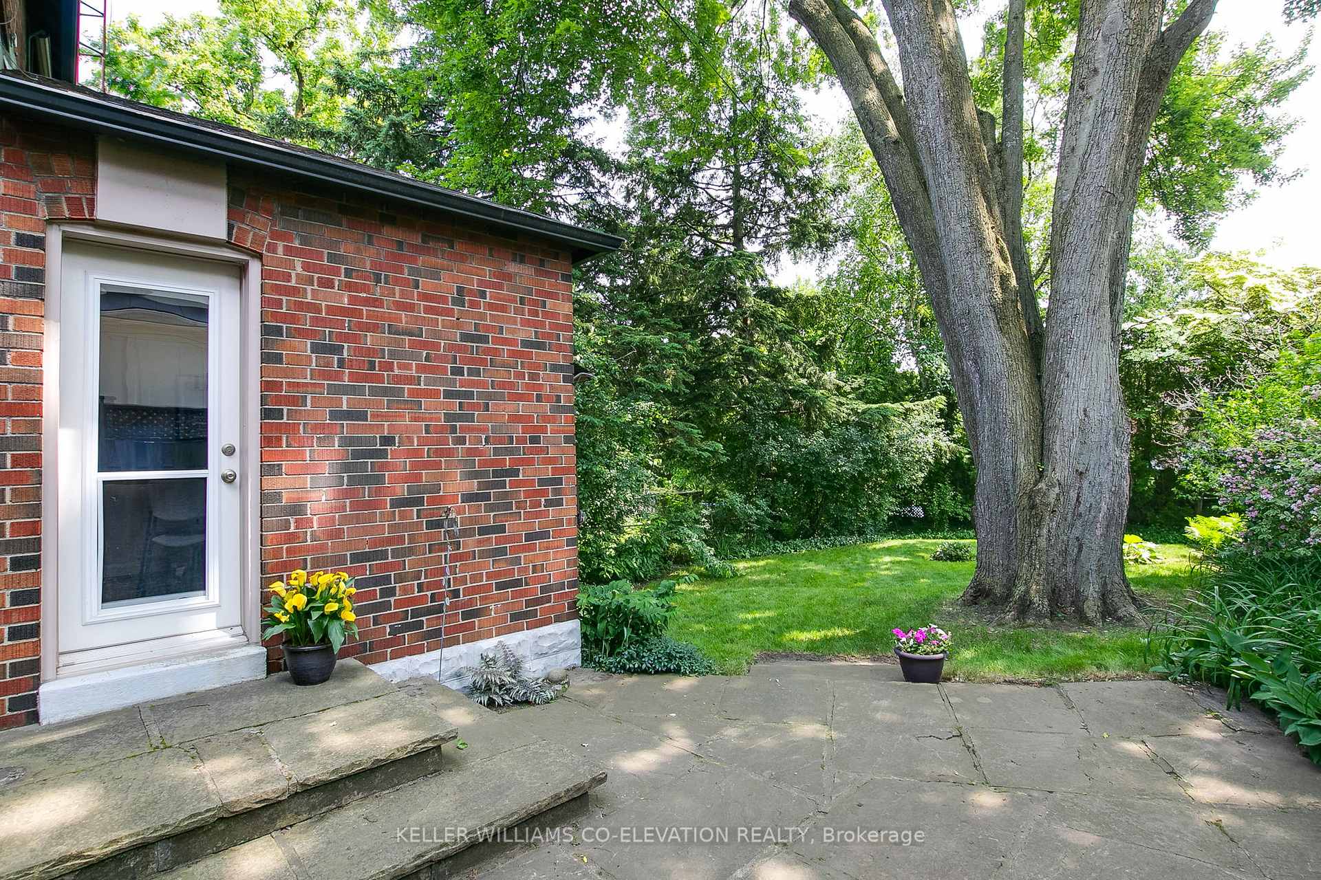 Photo 41 of 7 Annesley Avenue, Toronto, Leaside — HOMEH