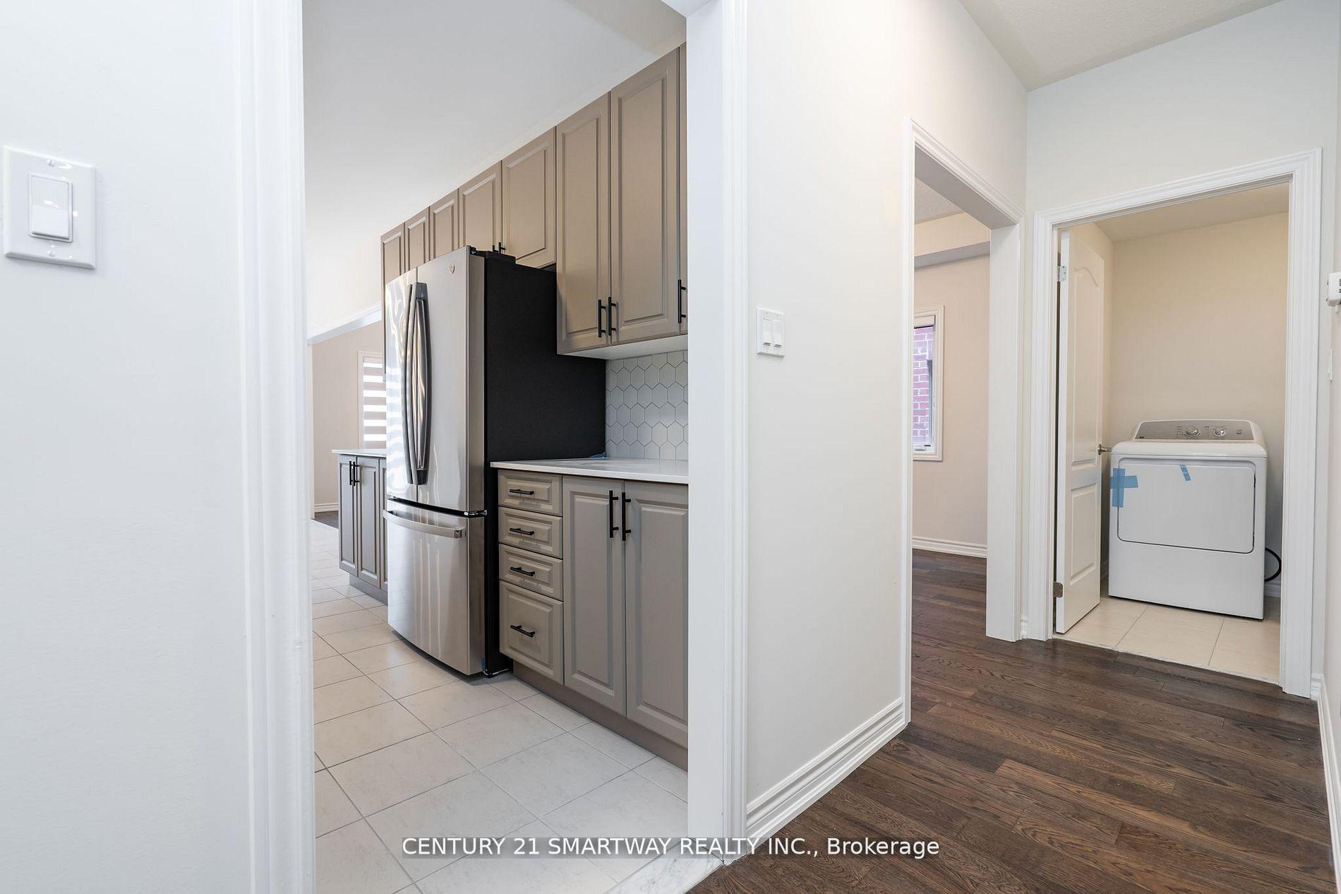 Photo 6 of 26 Huntsworth Avenue, Thorold, Thorold Downtown — HOMEH