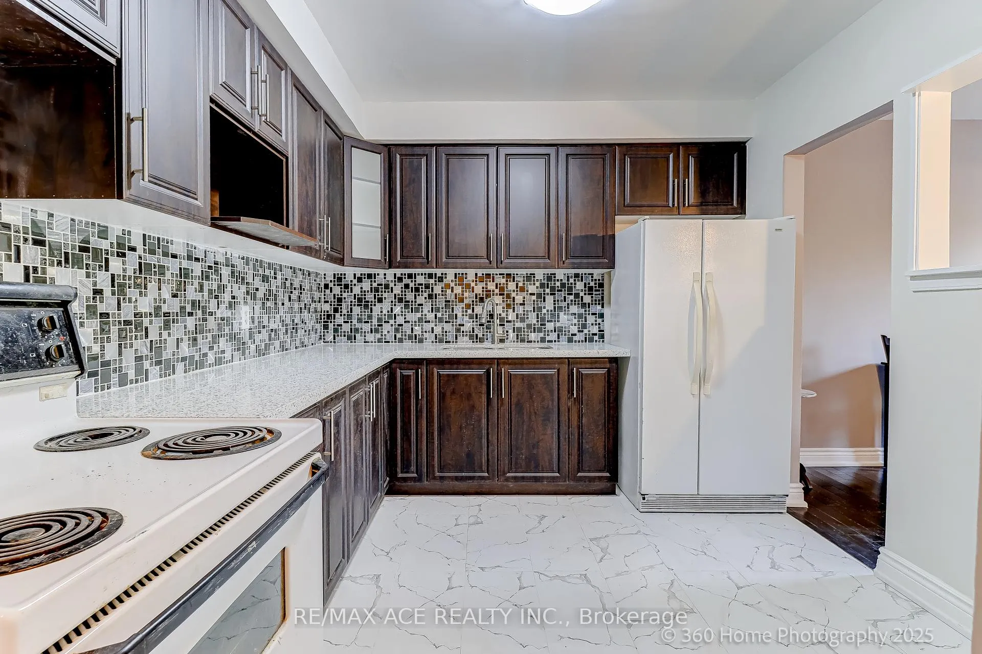 Front of Unit A, 426 Dawes Road