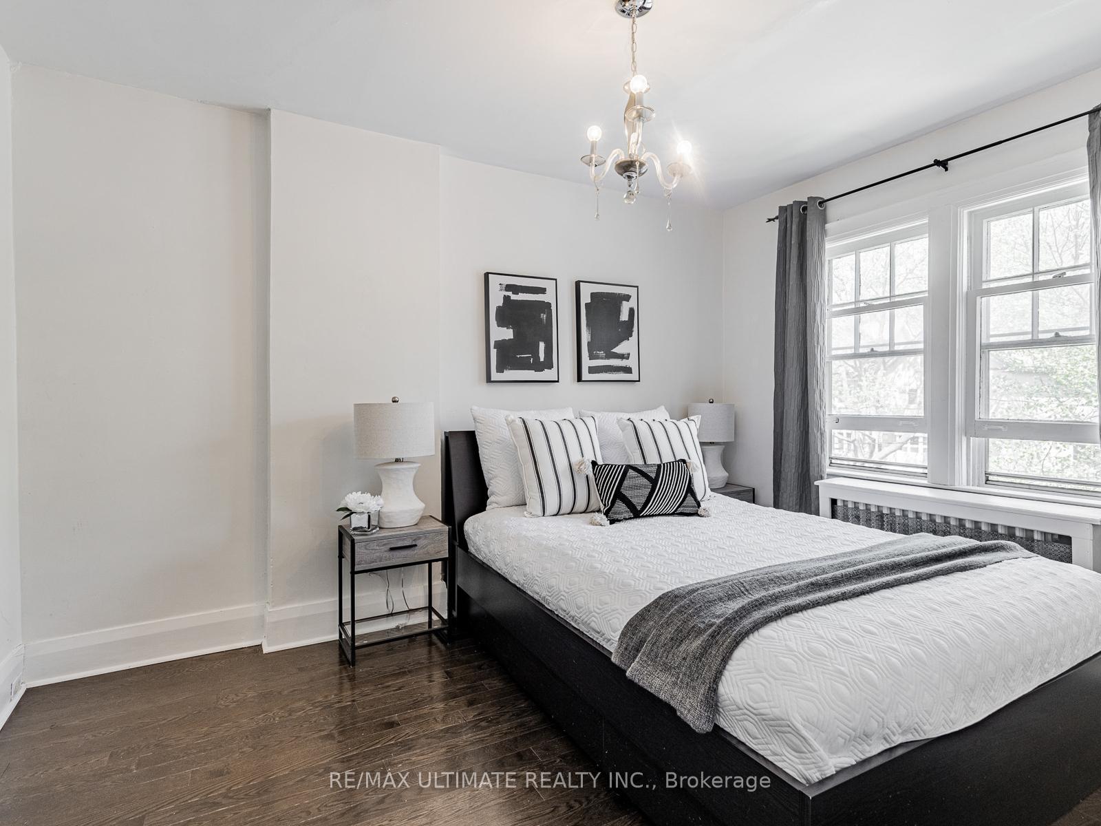 Photo 17 of 28 Banff Road, Toronto, Mount Pleasant East — HOMEH