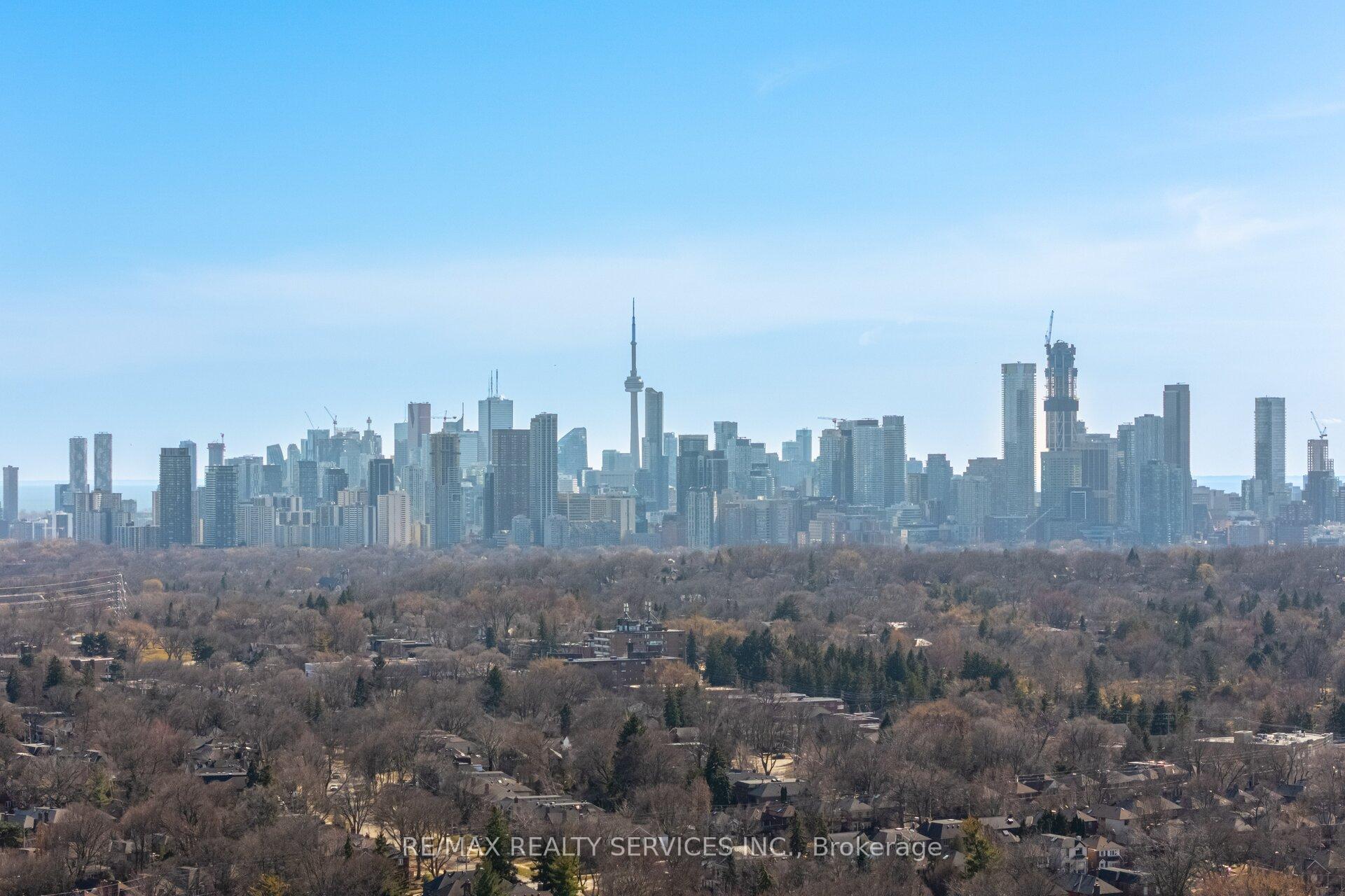 Photo 28 of 266 Airdrie Road, Toronto, Leaside — HOMEH