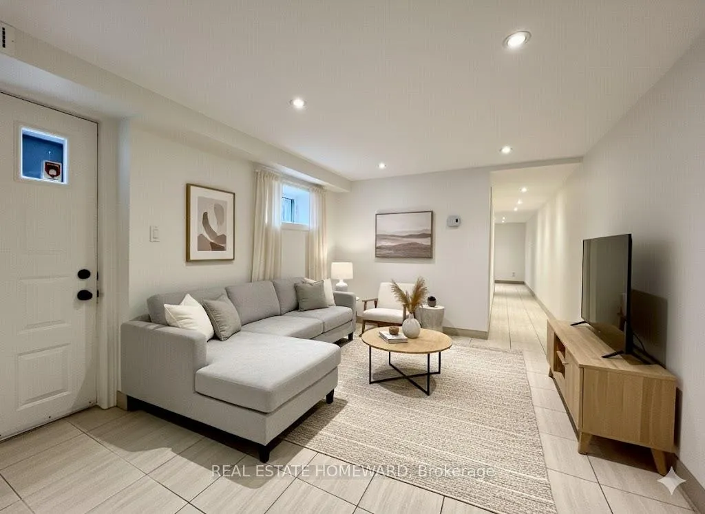 Photo 2 of Unit Lower, 220 Pape Avenue, Toronto, South Riverdale — HOMEH