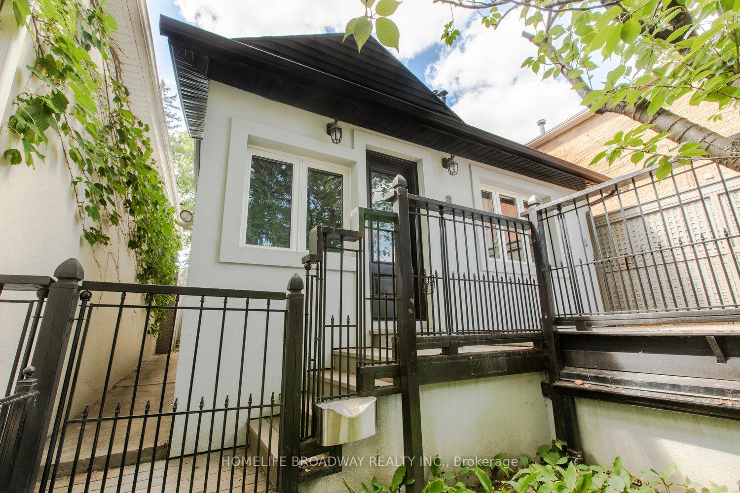 Photo 5 of 8 Walder Avenue, Toronto, Mount Pleasant East — HOMEH