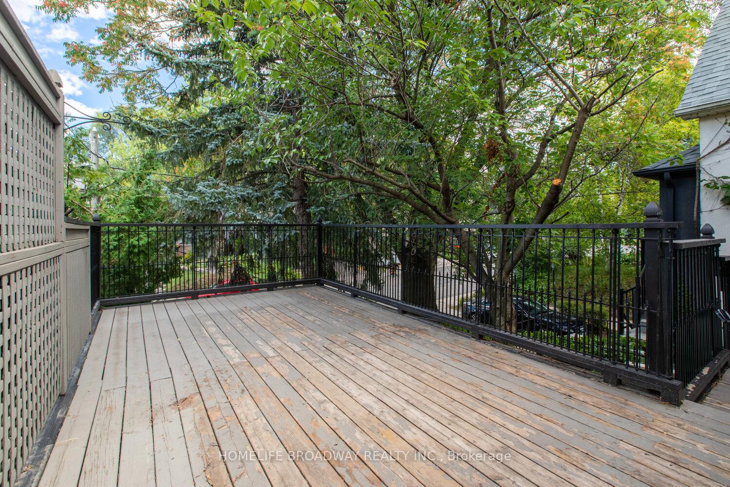Photo 7 of 8 Walder Avenue, Toronto, Mount Pleasant East — HOMEH