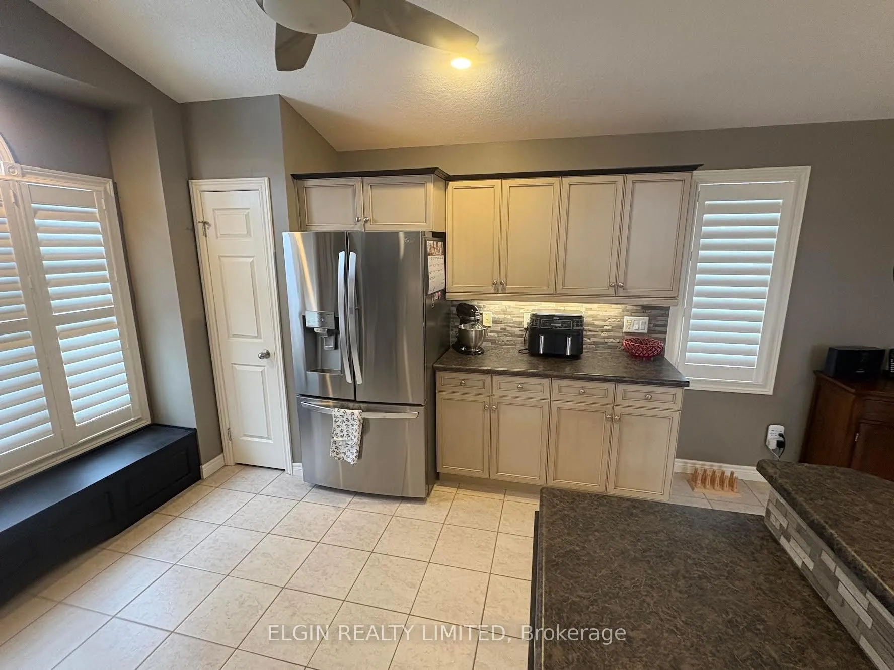 Photo 10 of 21 Oriole Lane, St. Thomas — HOMEH