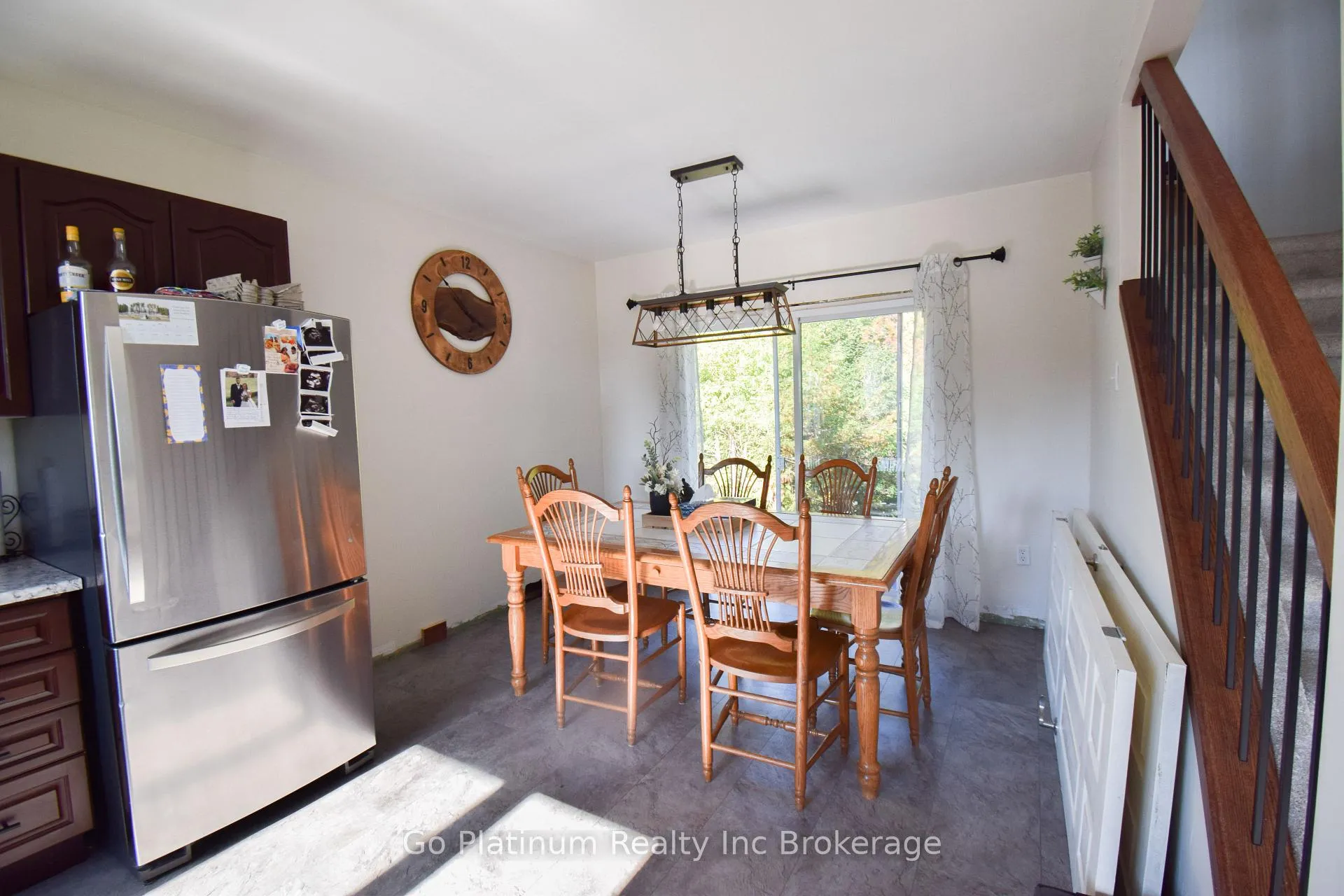 Photo 8 of 39 Young Street, Tillsonburg — HOMEH